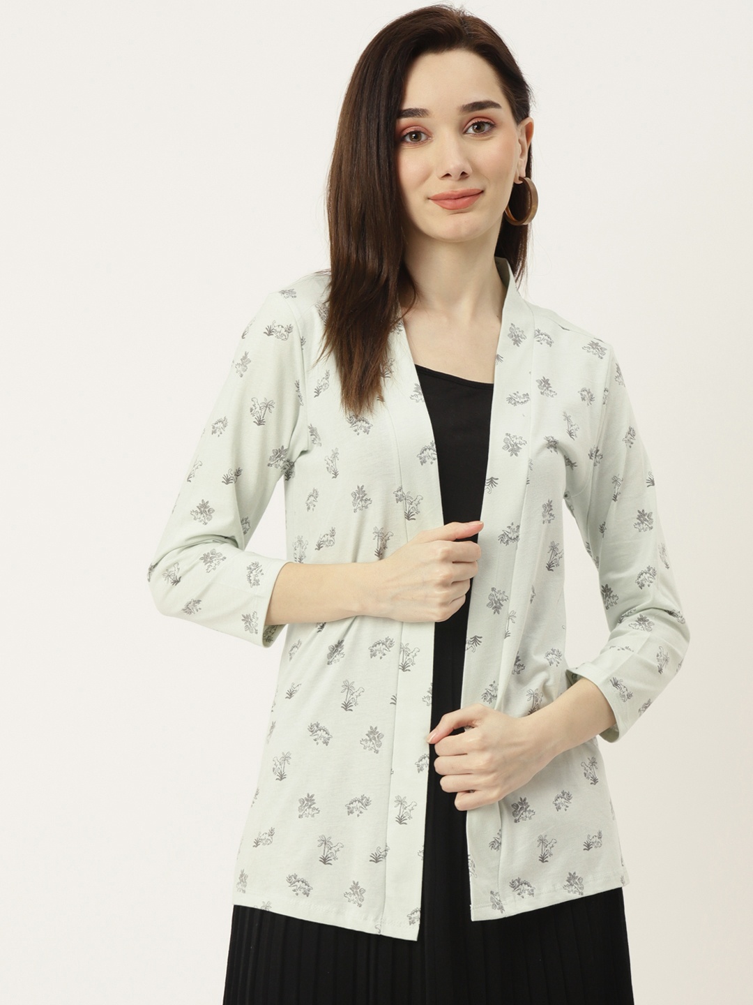 

WISSTLER Women Mint Green & Black Floral Printed Open Front Shrug