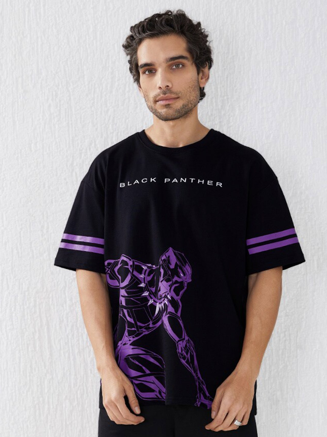 

The Souled Store Men Black & Purple Black Panther Power Printed Oversized T-Shirt