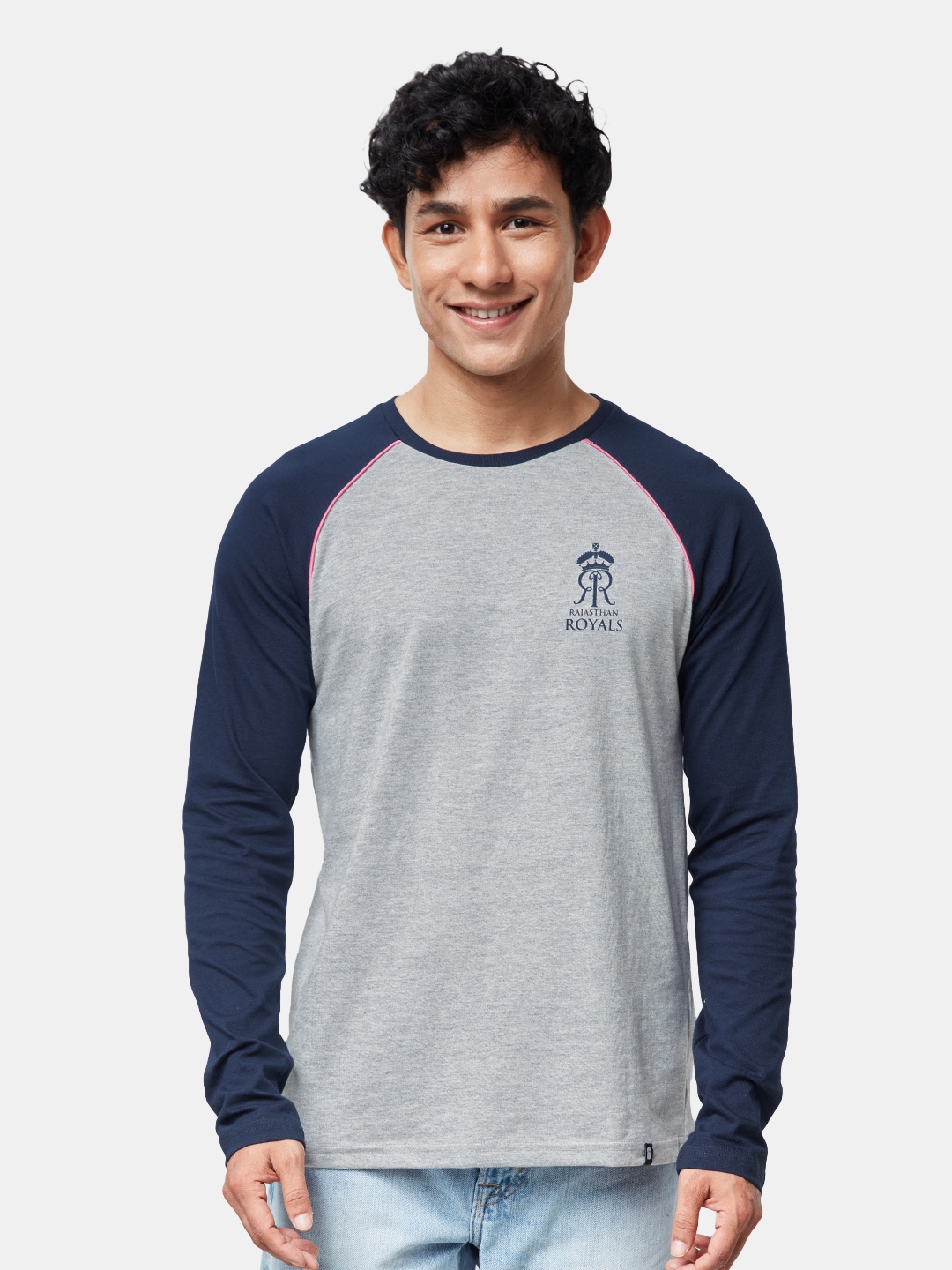 

The Souled Store Men Grey & Blue Colourblocked Sports T-shirt