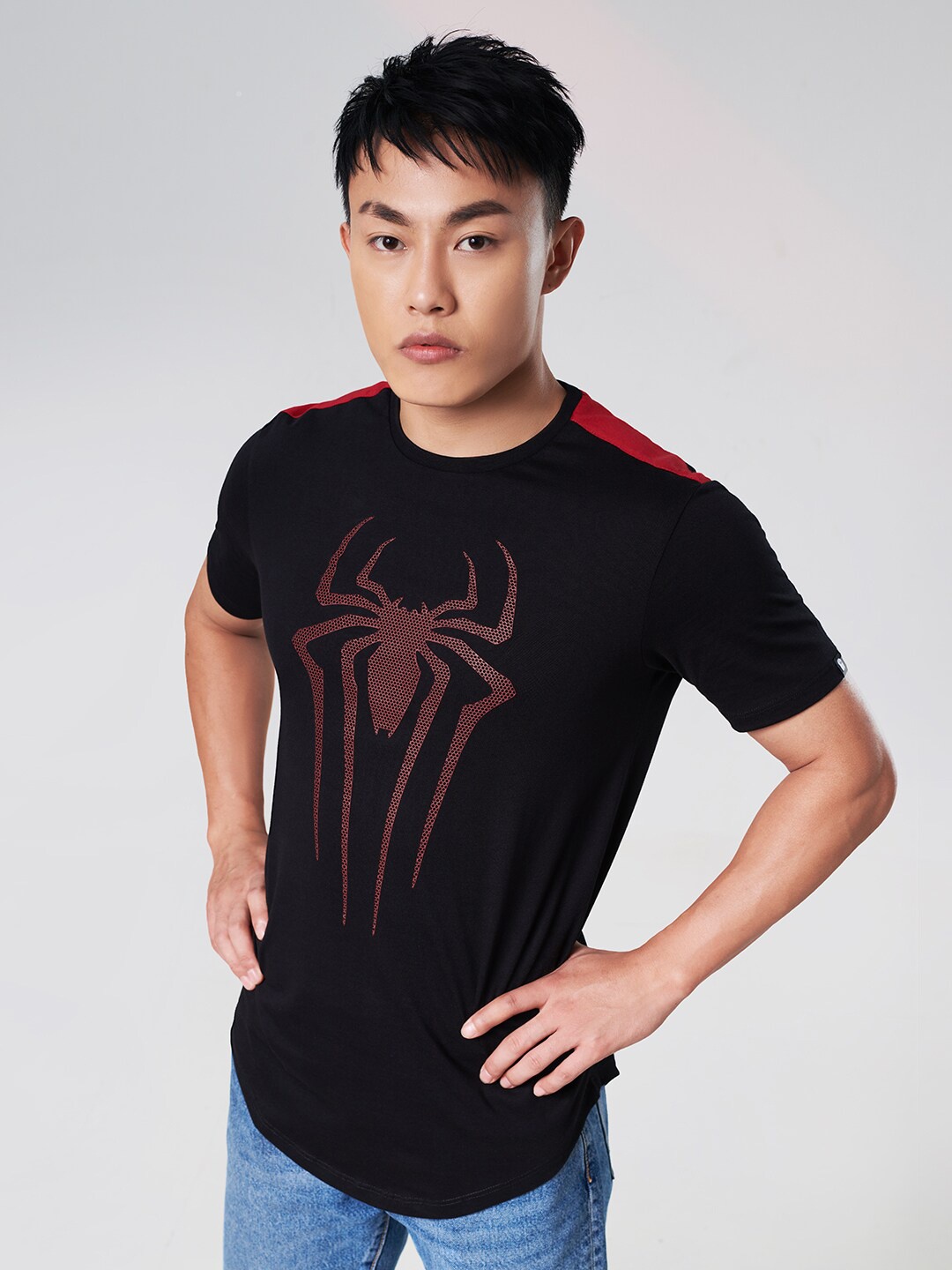 

The Souled Store Men Black & Red Spider-Man Printed T-shirt