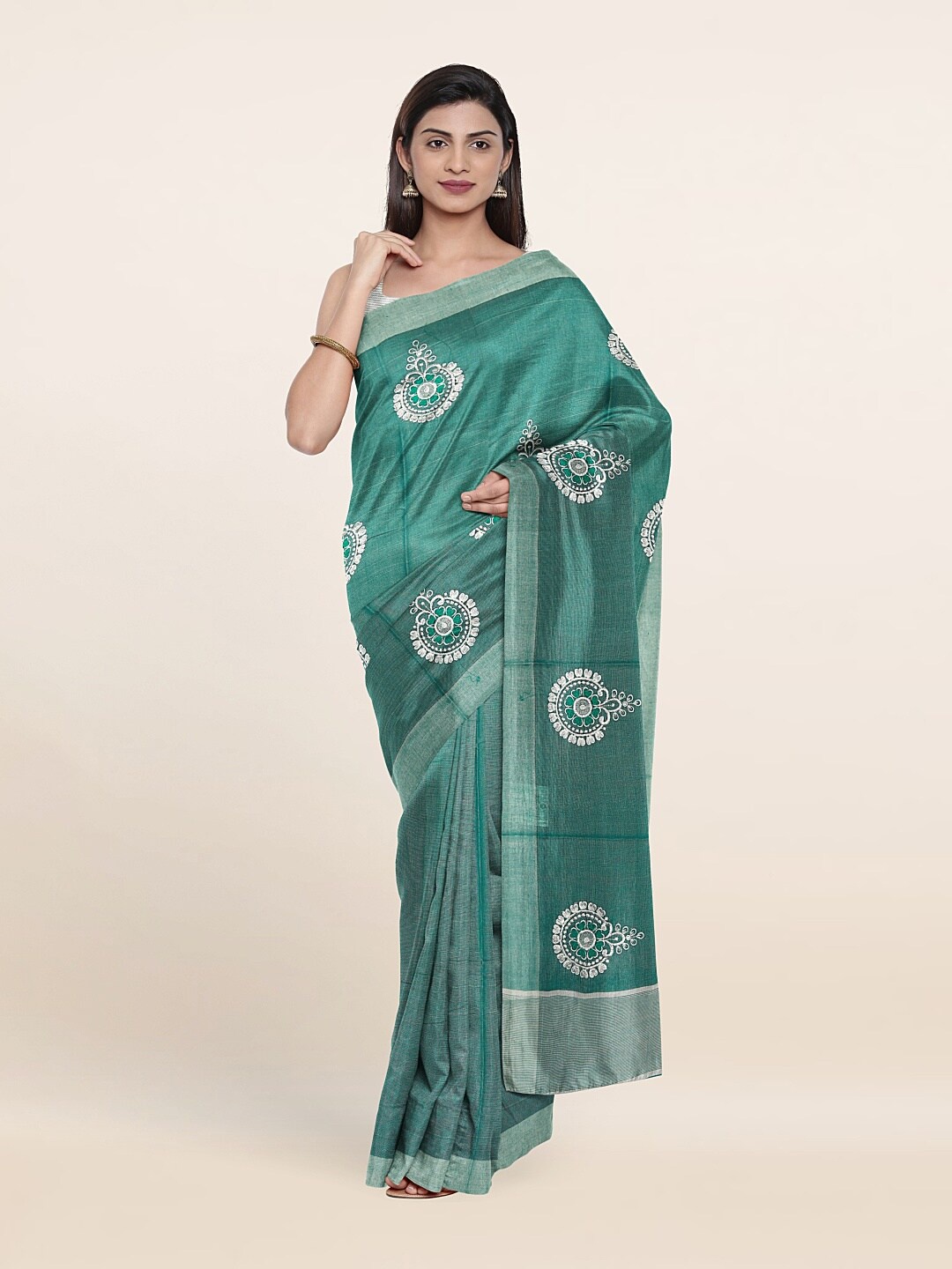 

Pothys Green & Silver-Toned Floral Embroidered Tissue Saree