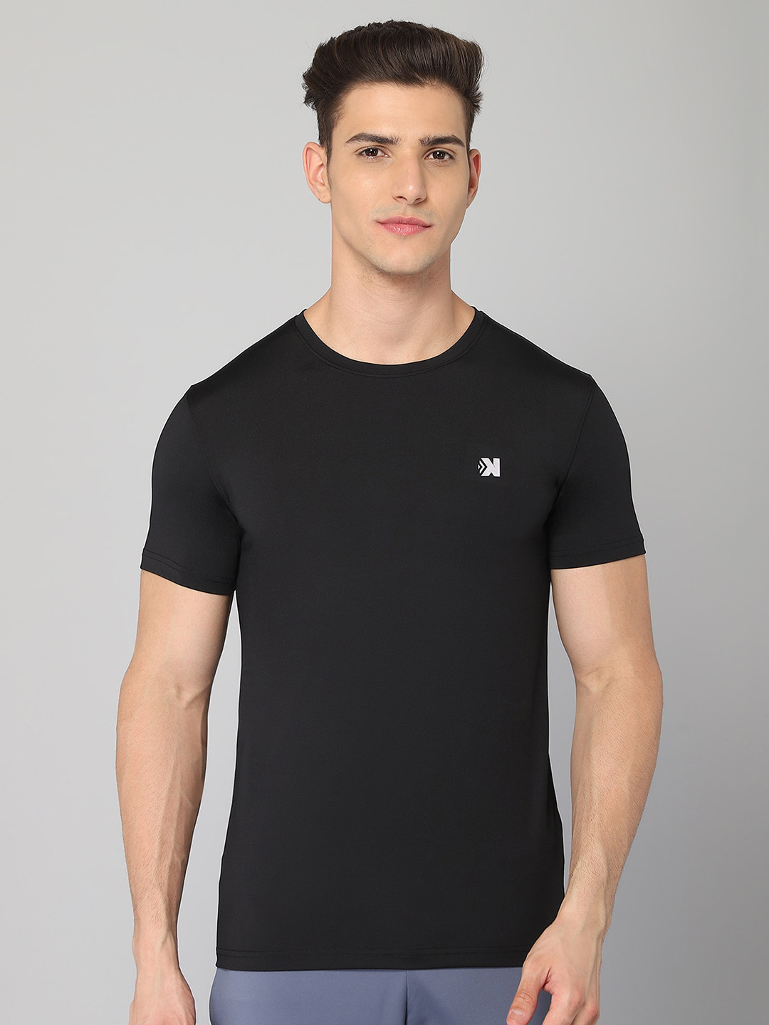 

JACKDANZA Men Black T-shirt