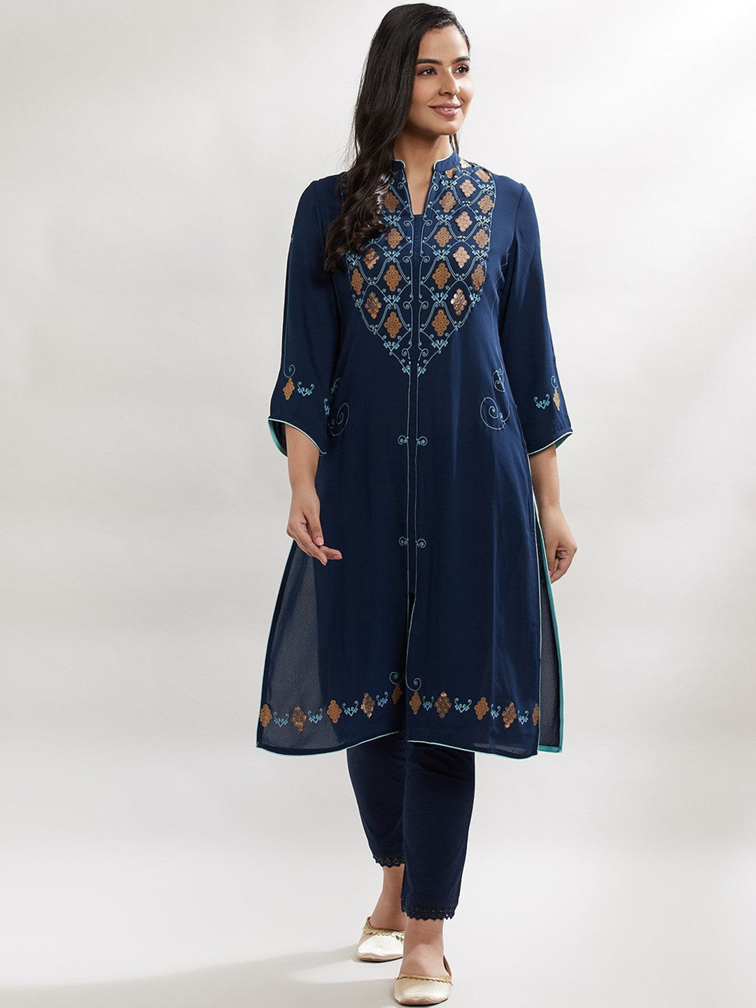 

Lakshita Women Blue Ethnic Motifs Printed Georgette Kurta