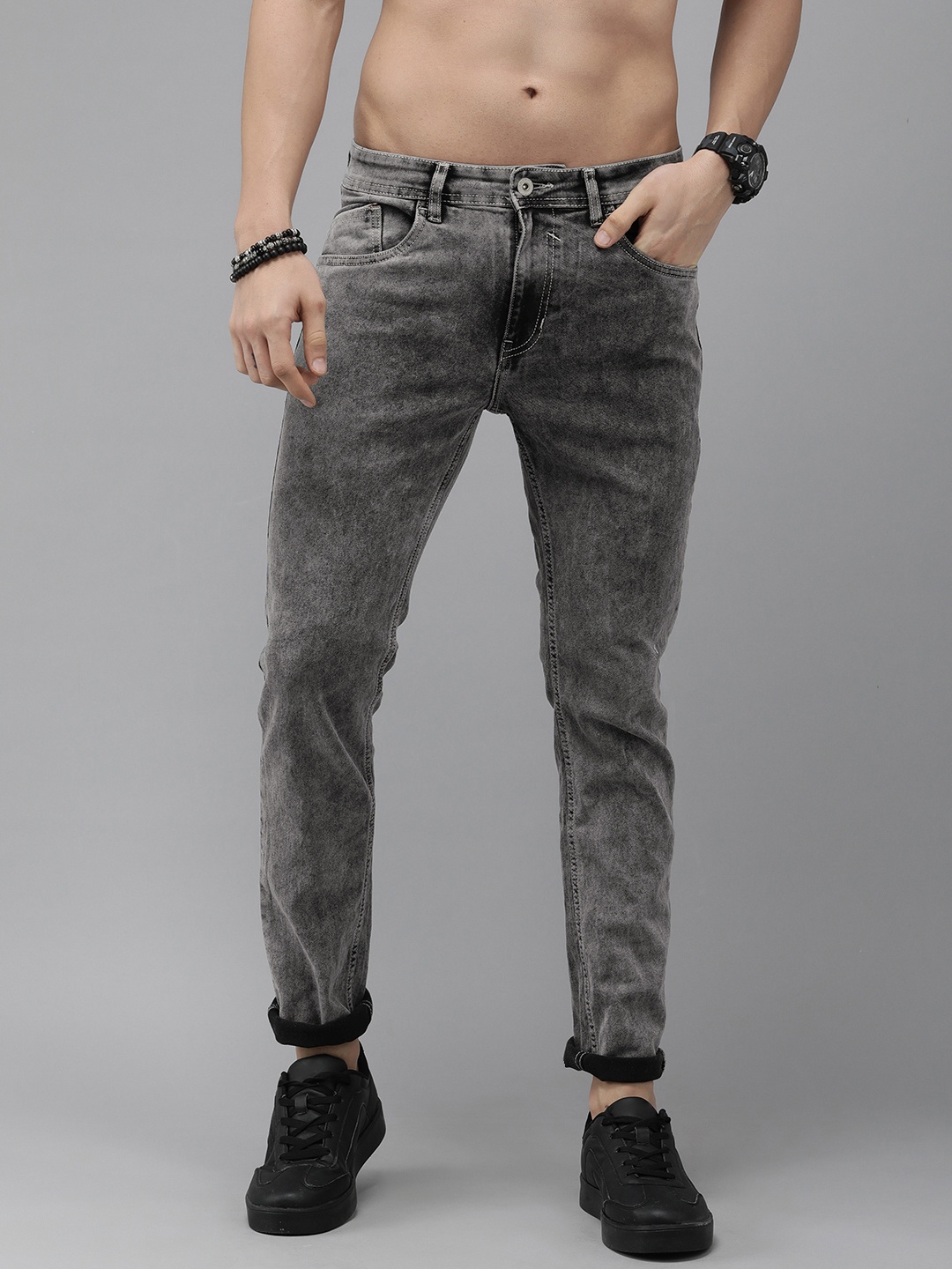 

Roadster Men Black Slim Tapered Fit Low-Rise Clean Look Heavy Fade Stretchable Jeans