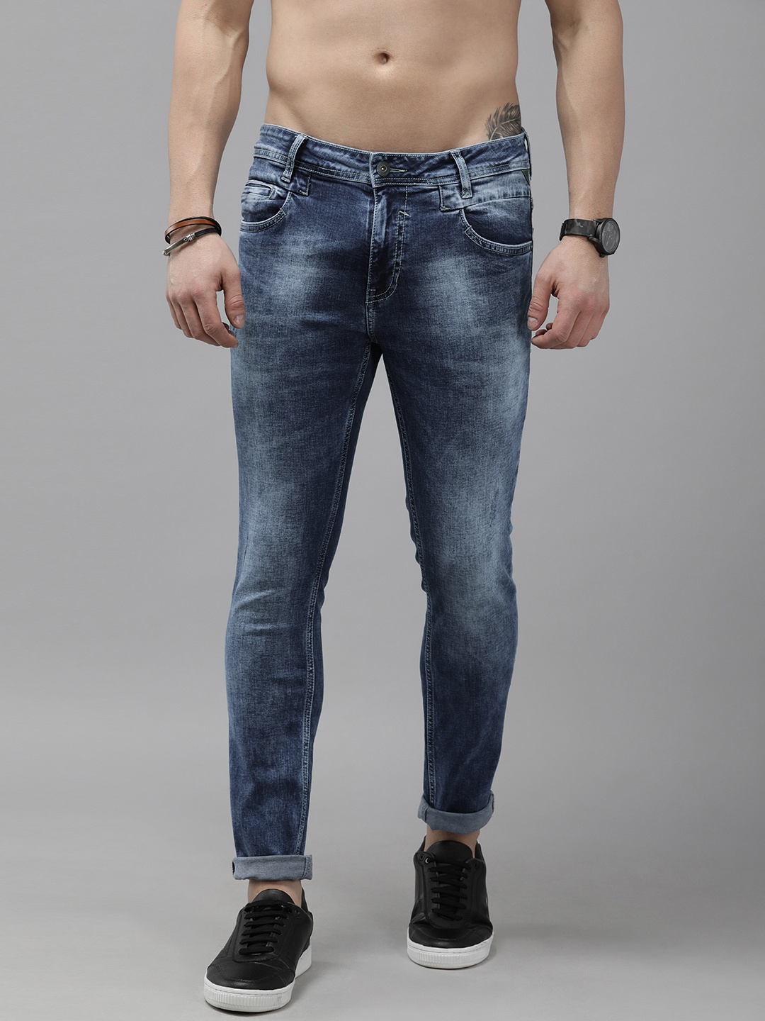 

The Roadster Lifestyle Co Men Blue Skinny Fit Heavy Fade Acid Wash Stretchable Jeans