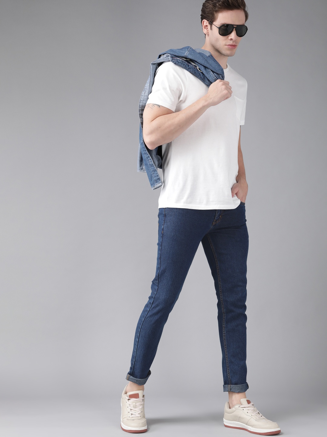 

Roadster Men Navy Blue Skinny Fit Stretchable Jeans