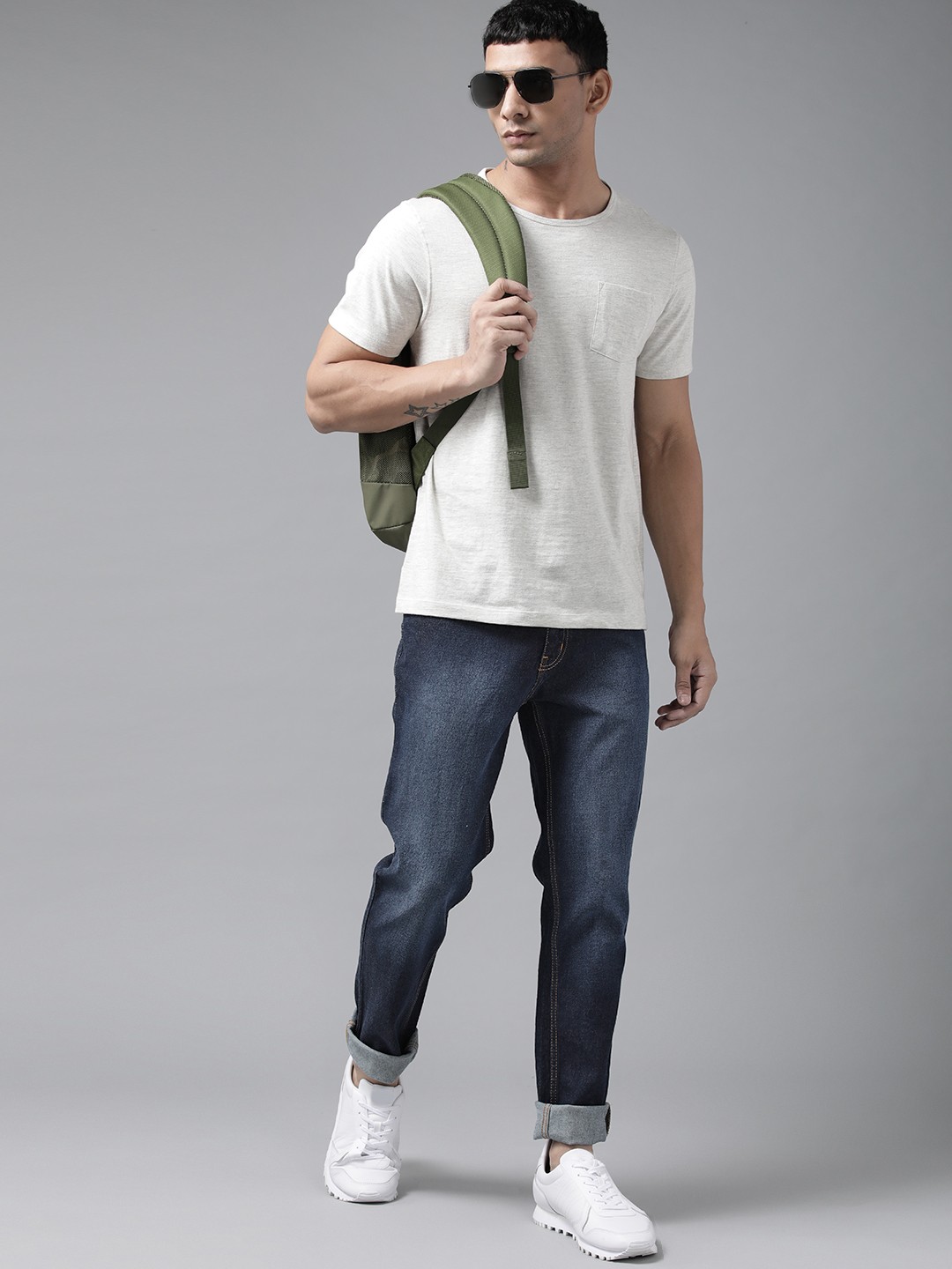 

Roadster Men Navy Blue Skinny Fit Light Fade Stretchable Jeans