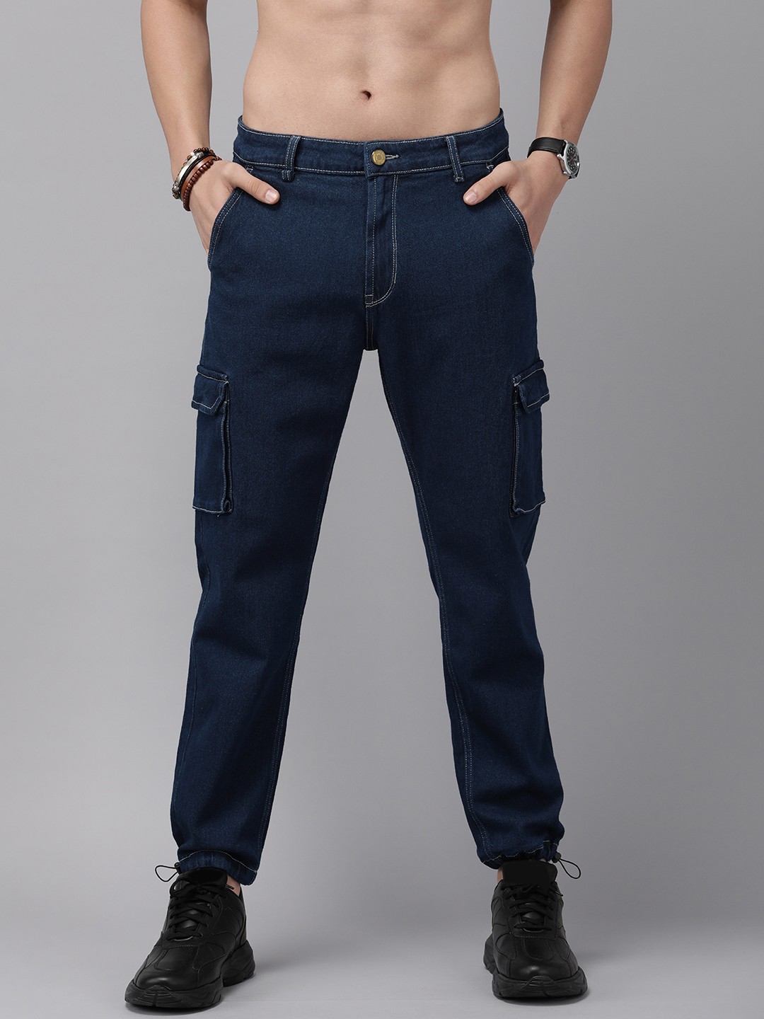 

Roadster Men Blue Relaxed Fit Light Fade Stretchable Jeans