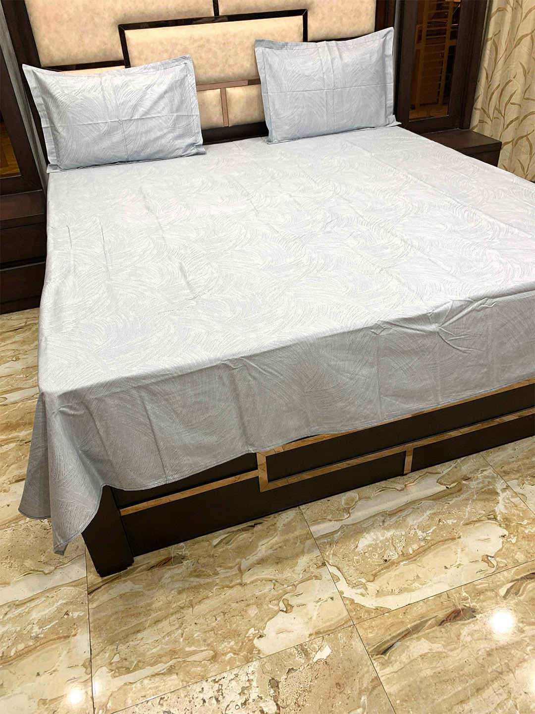 

Pure Decor Blue 300 TC Pure Cotton Queen Bedsheet with 2 Pillow Covers