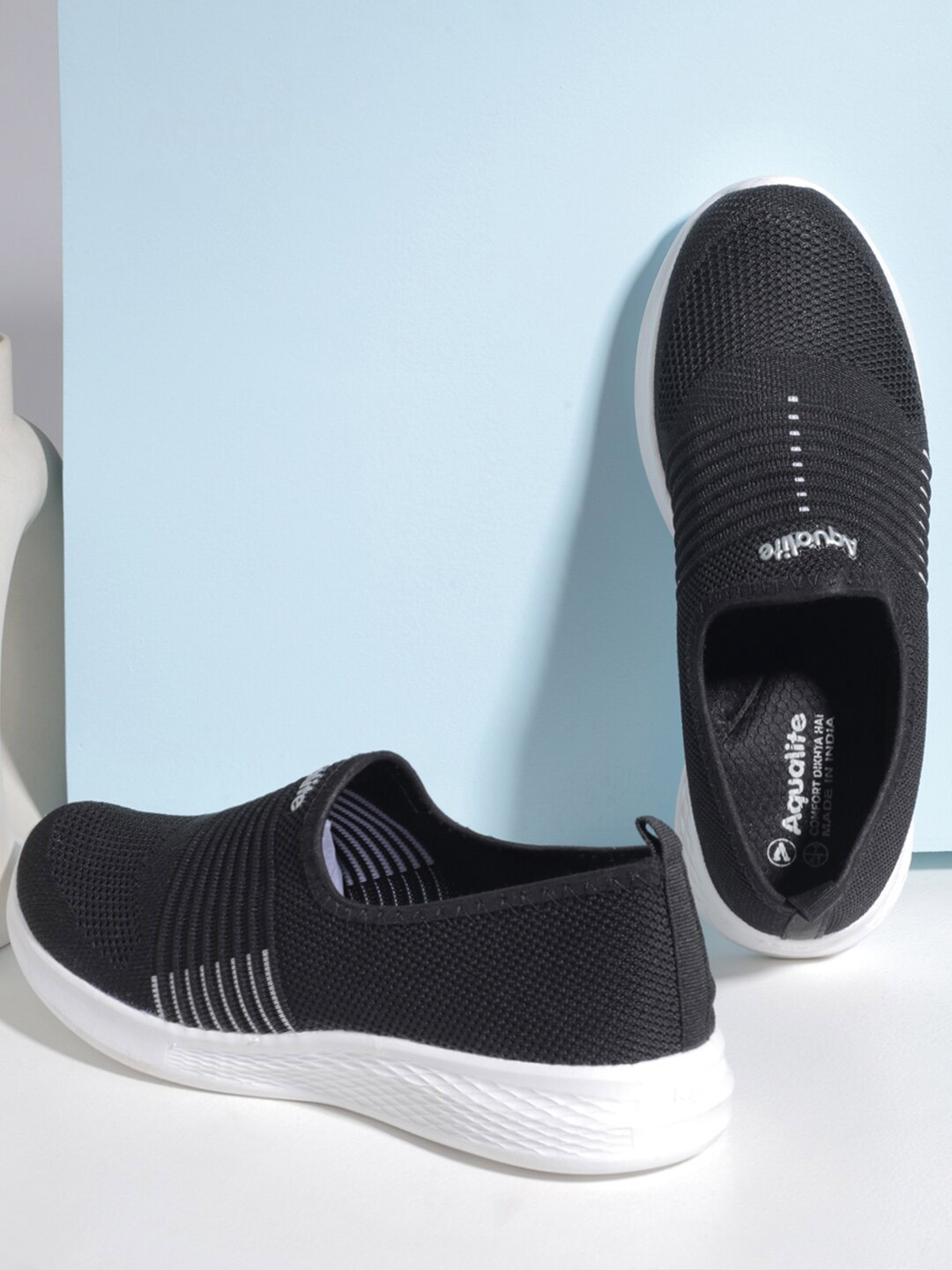 

Aqualite Men Black Mesh Non-Marking Walking Shoes