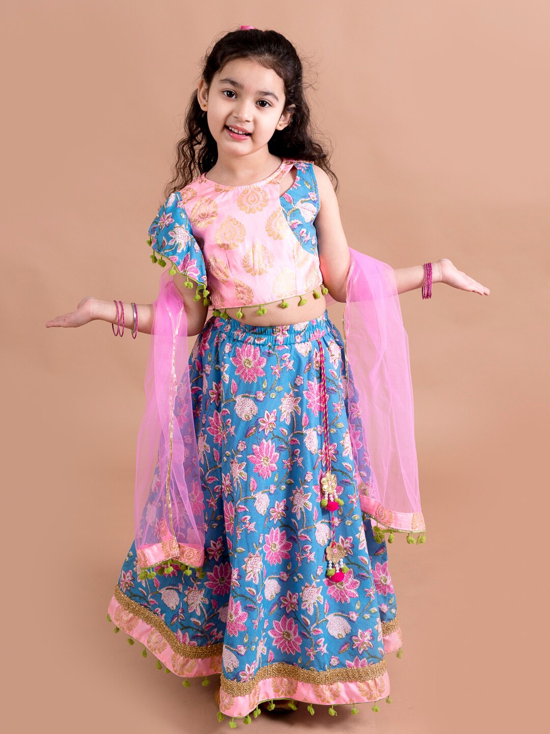 

pspeaches Girls Blue & Pink Printed Ready to Wear Lehenga & Blouse With Dupatta