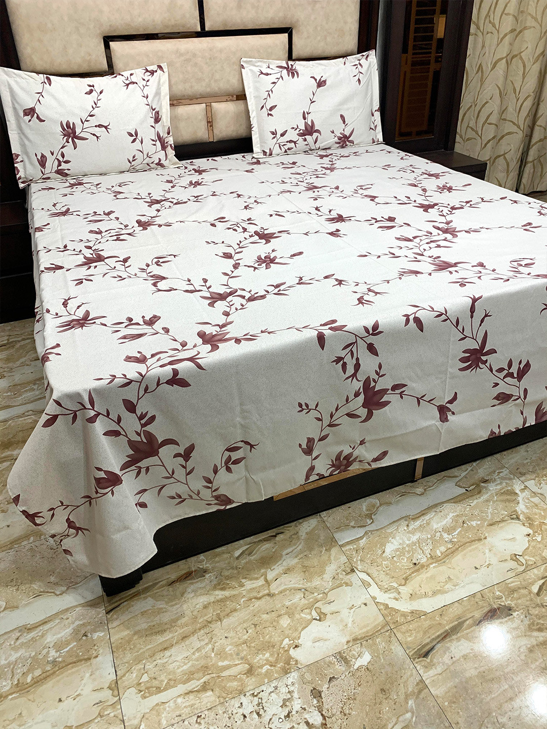 

Pure Decor Red & White Floral 300 TC Queen Pure Cotton Bedsheet with 2 Pillow Covers