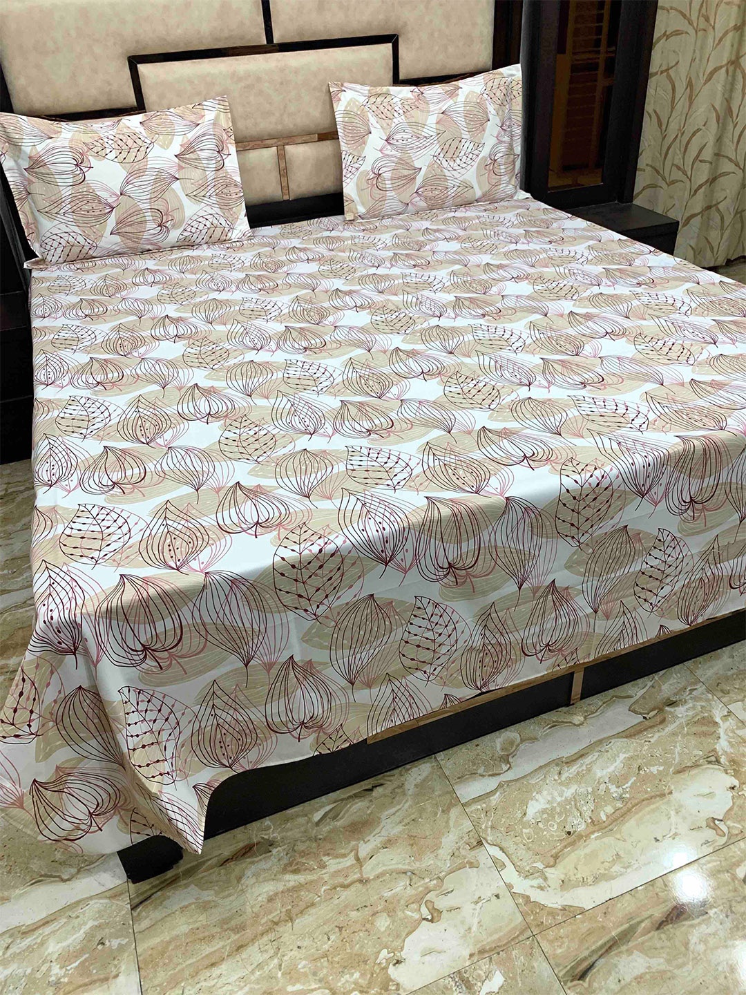 

Pure Decor Brown & White Floral 300 TC Queen Pure Cotton Bedsheet with 2 Pillow Covers