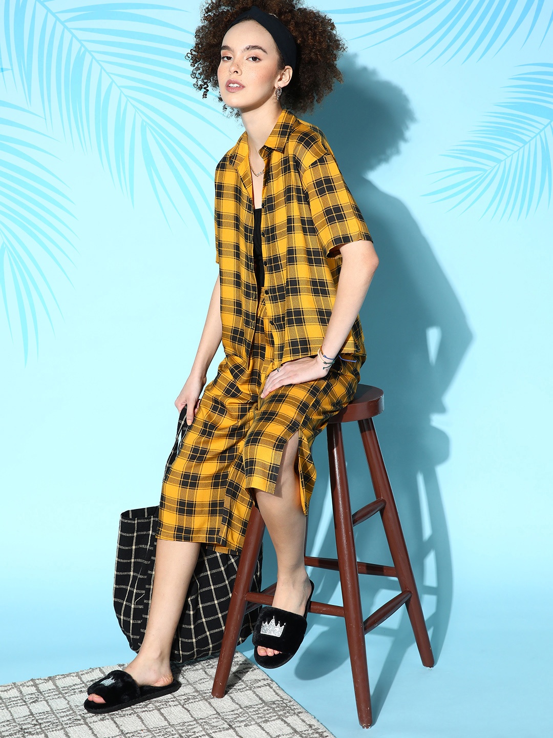 

Katn India Women Mustard & Black Checked Night suit