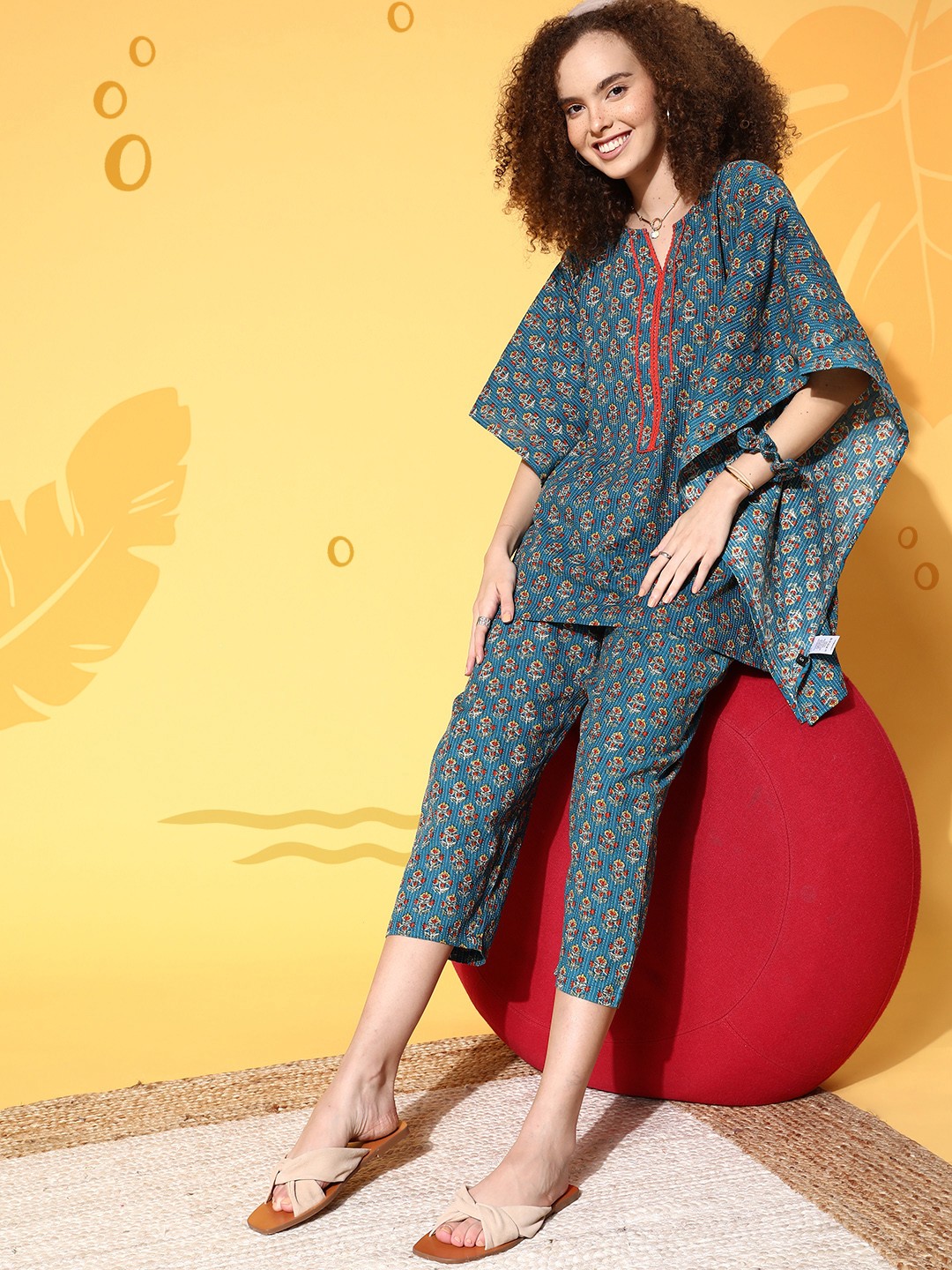 

Katn India Women Blue Printed Cotton Night suit