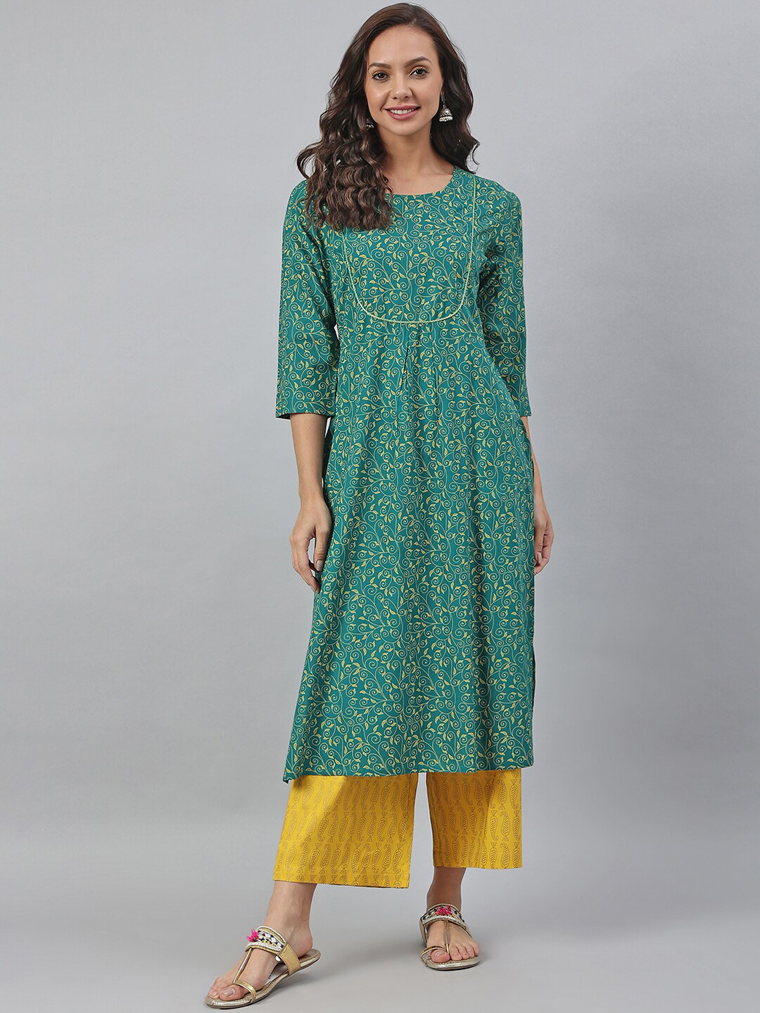 

Janasya Women Green Cotton Botanical Print Straight Kurta