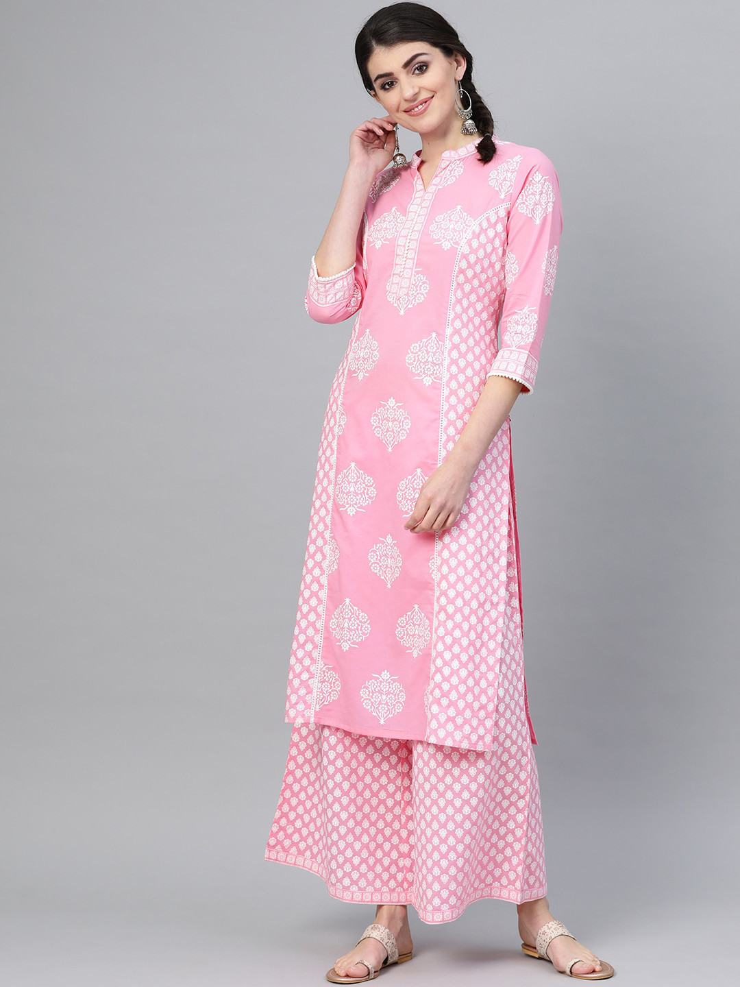 

Varanga Women Pink Ethnic Motifs Printed Panelled Pure Cotton Kurta with Palazzos