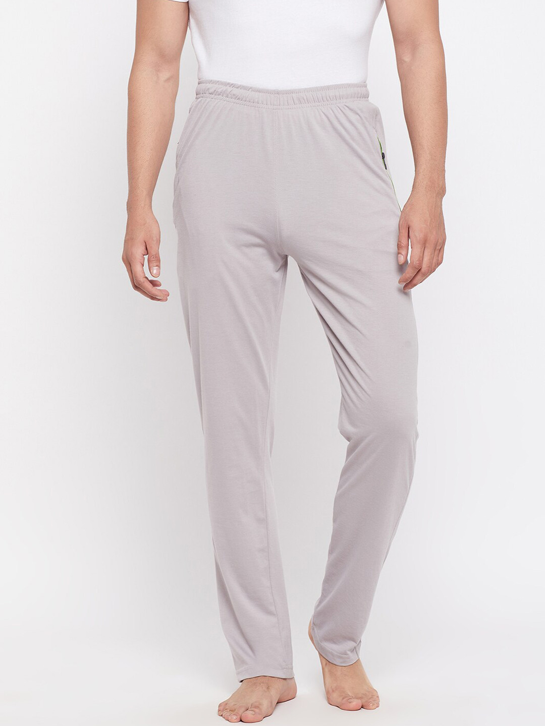

Okane Men Grey Solid Lounge Pants
