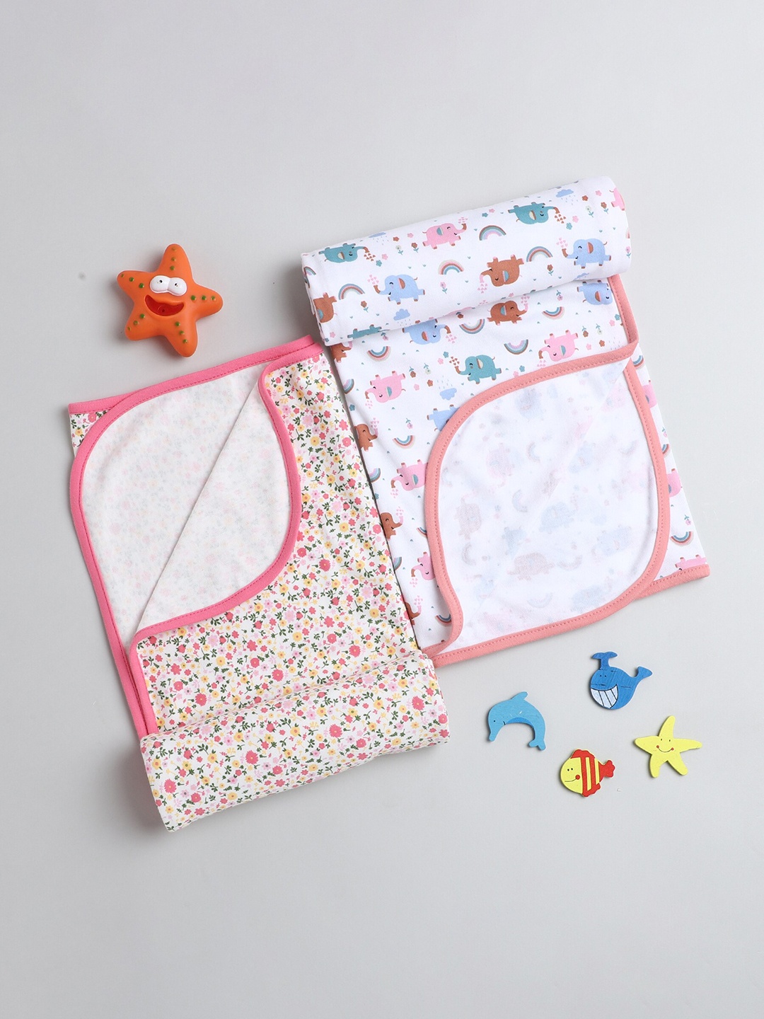 

BUMZEE Infant Pack of 2 Printed Cotton Wrappers, Pink