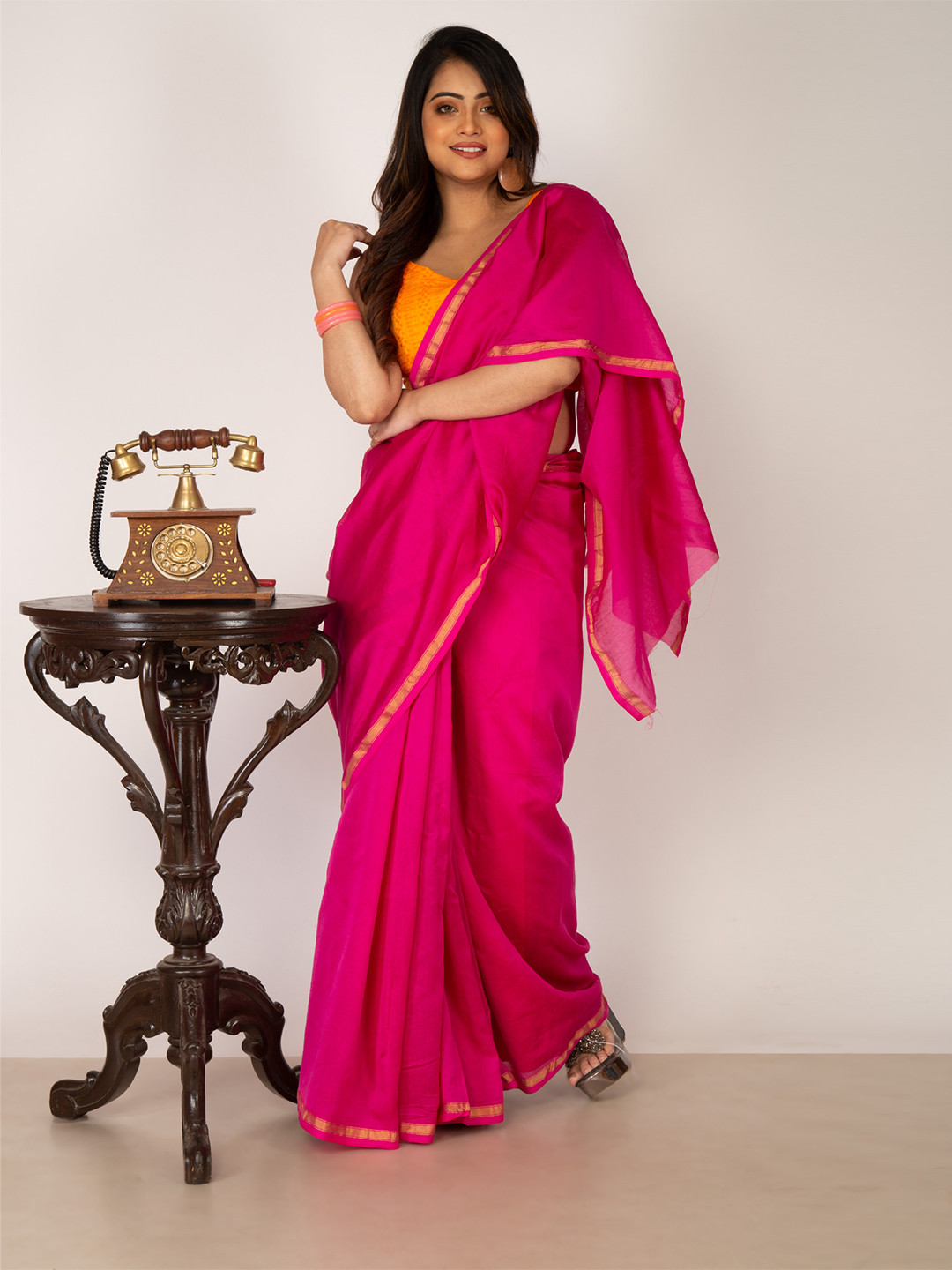 

Unnati Silks Pink & Gold-Toned Zari Silk Cotton Chanderi Saree