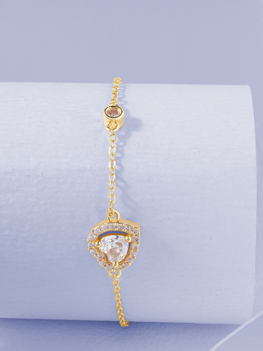 

MINUTIAE Women Gold-Toned Brass Crystals Handcrafted Gold-Plated Link Bracelet