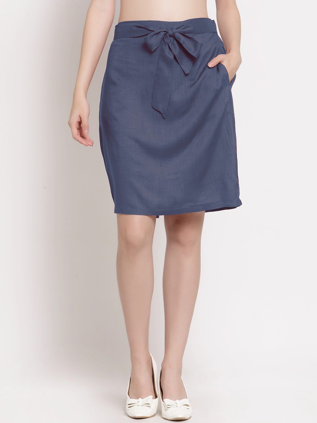 

PATRORNA Women Charcoal Grey Solid Pencil Skirt