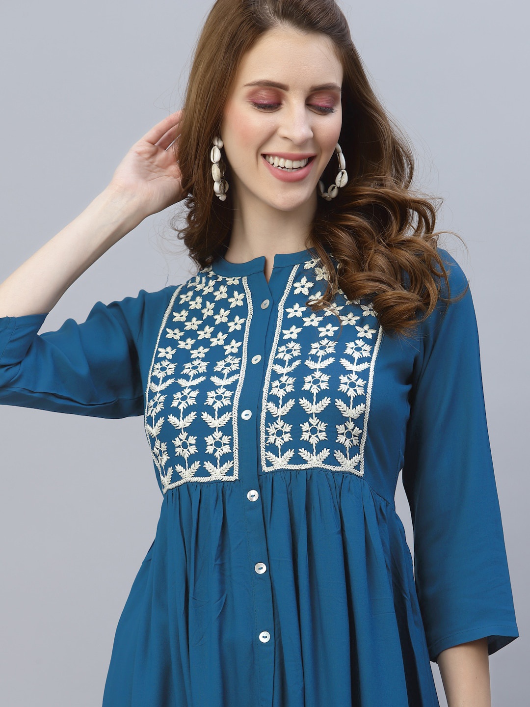 

KALINI Women Teal & White Floral Embroidered Kantha Work Indigo Anarkali Kurta