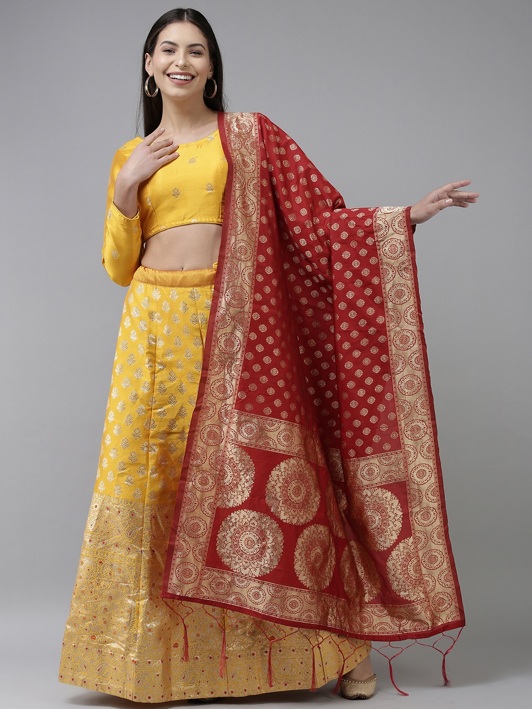 

DIVASTRI Yellow & Gold-Toned Unstitched Lehenga & Blouse With Dupatta