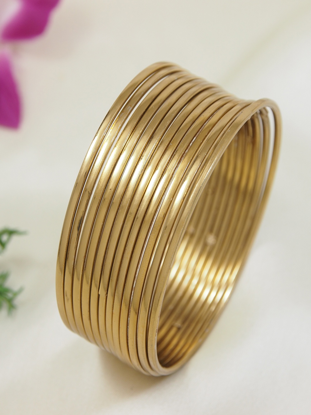 

I Jewels Set of 12 Plain Gold Plated Bangles set