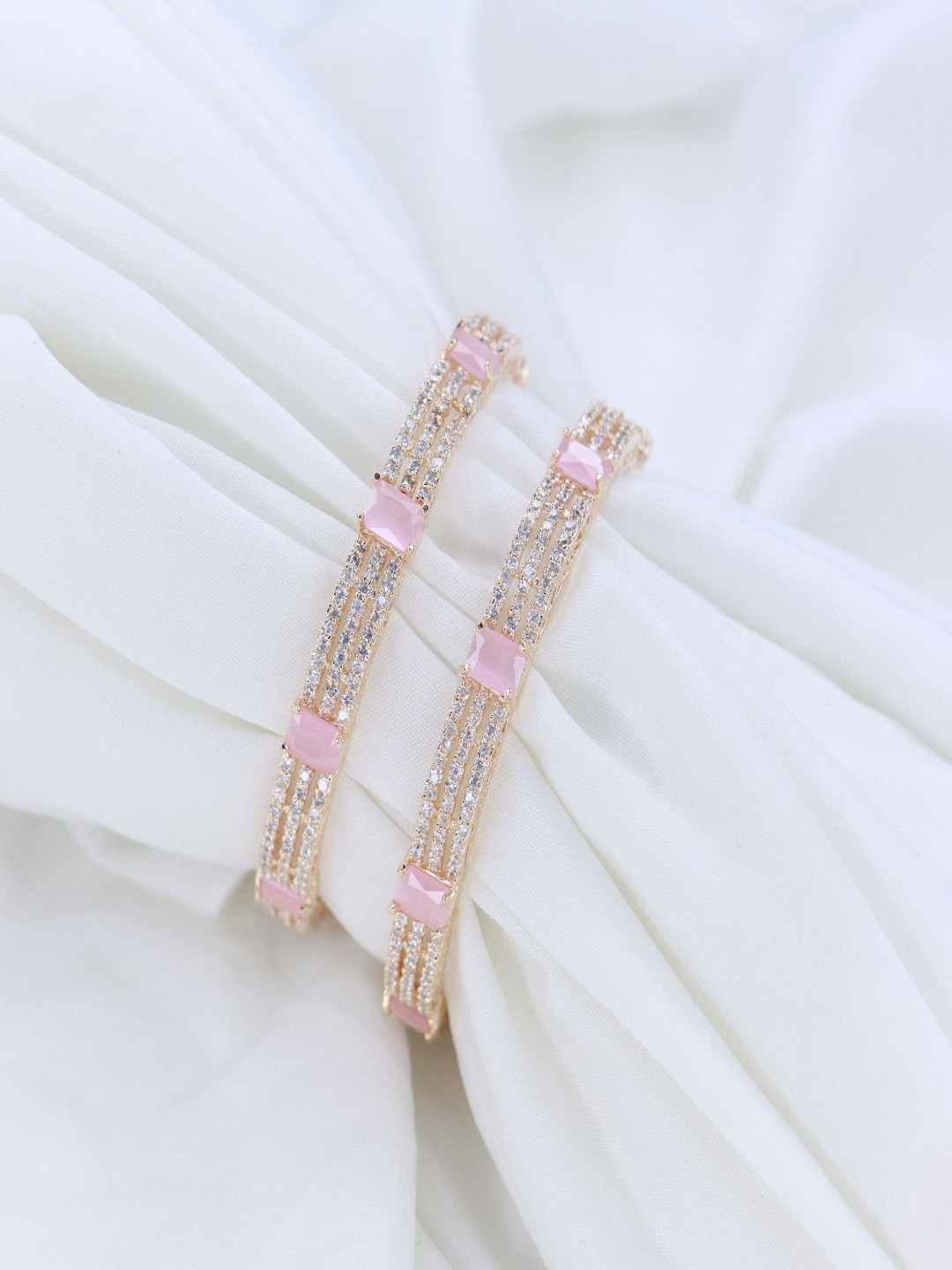 

I Jewels Women Set Of 2 Rose Gold-Plated Bangles