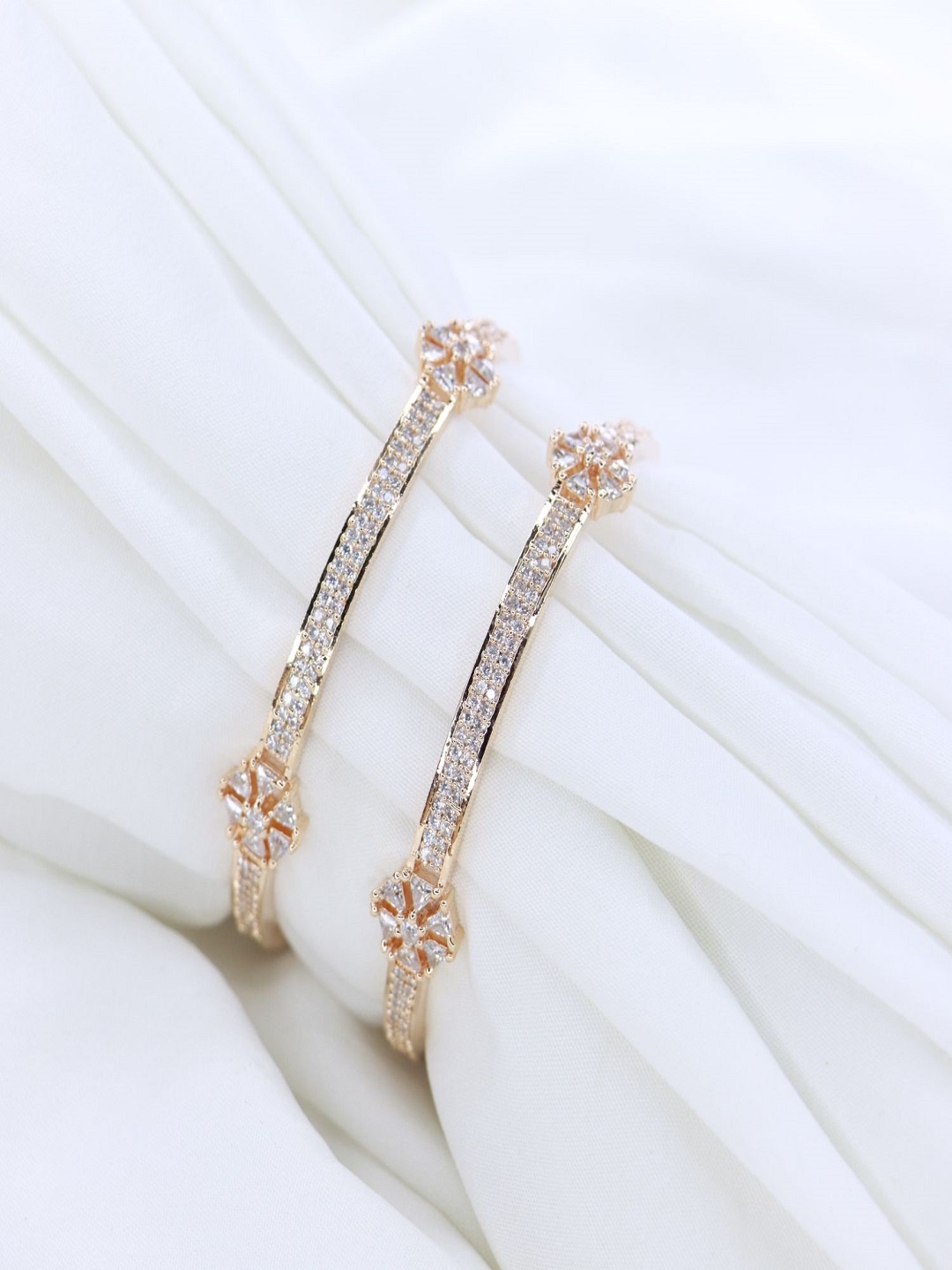 

I Jewels Women Set Of 2 Rose Gold-Plated Kada Bangles