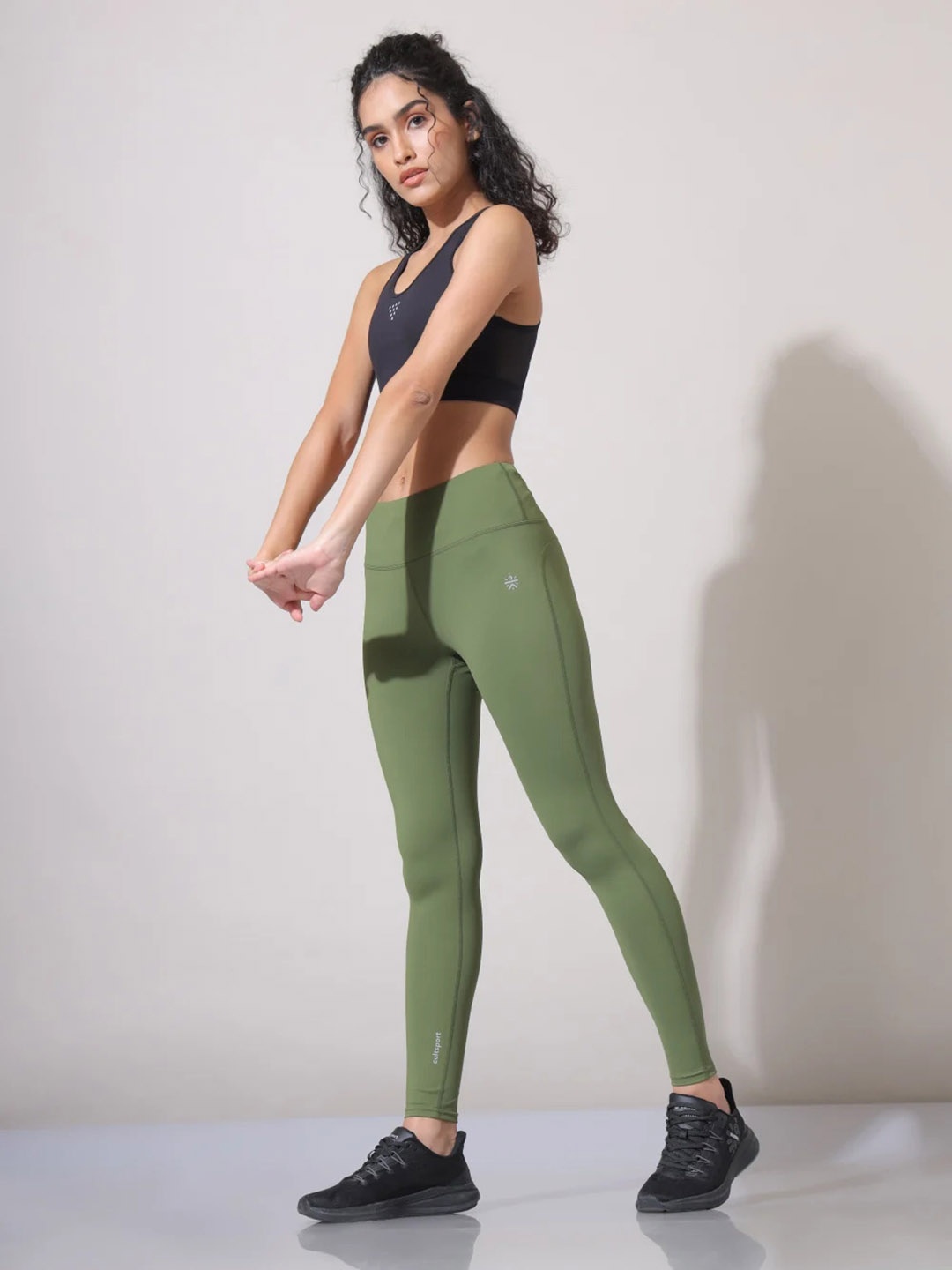 

CULT Women AbsoluteFit Solid Workout Tights, Olive