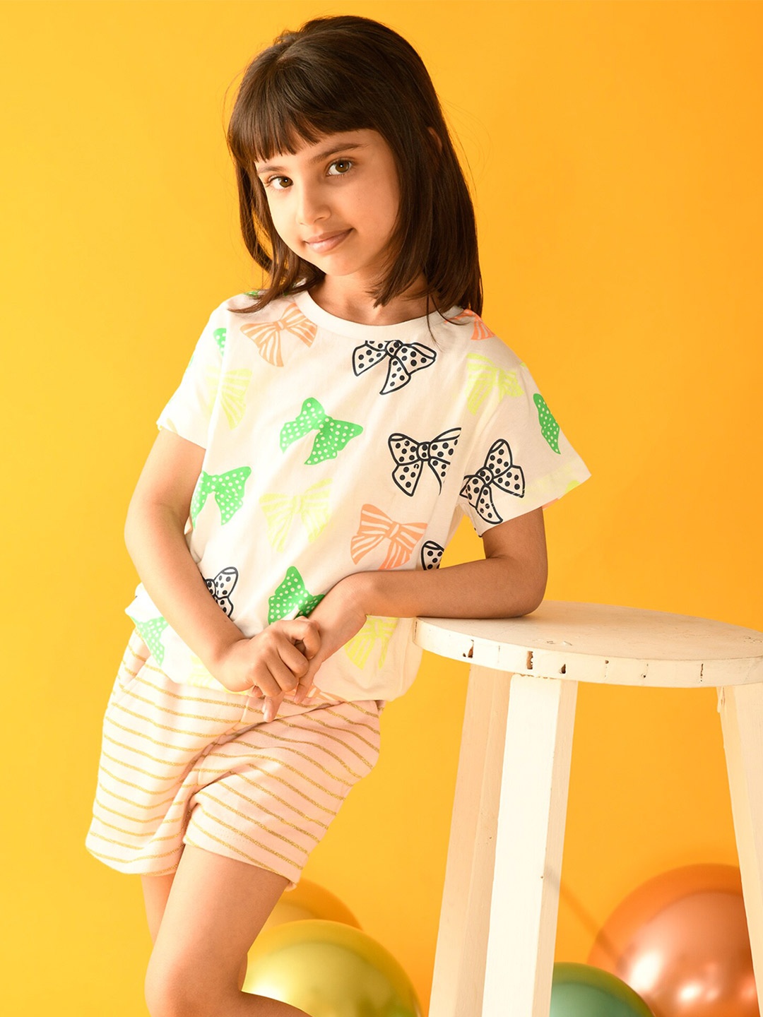 

Anthrilo Girls White & Pink Printed Pure Cotton T-shirt with Shorts