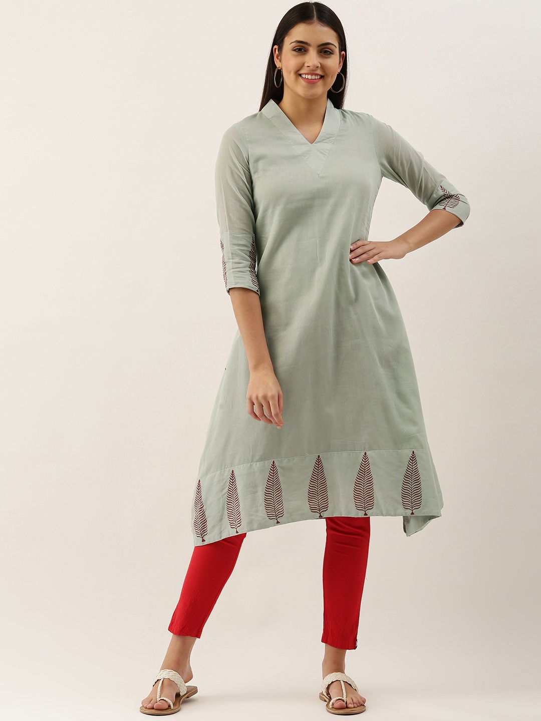 

Saanjh Women Grey Ethnic Motifs Printed Kurta