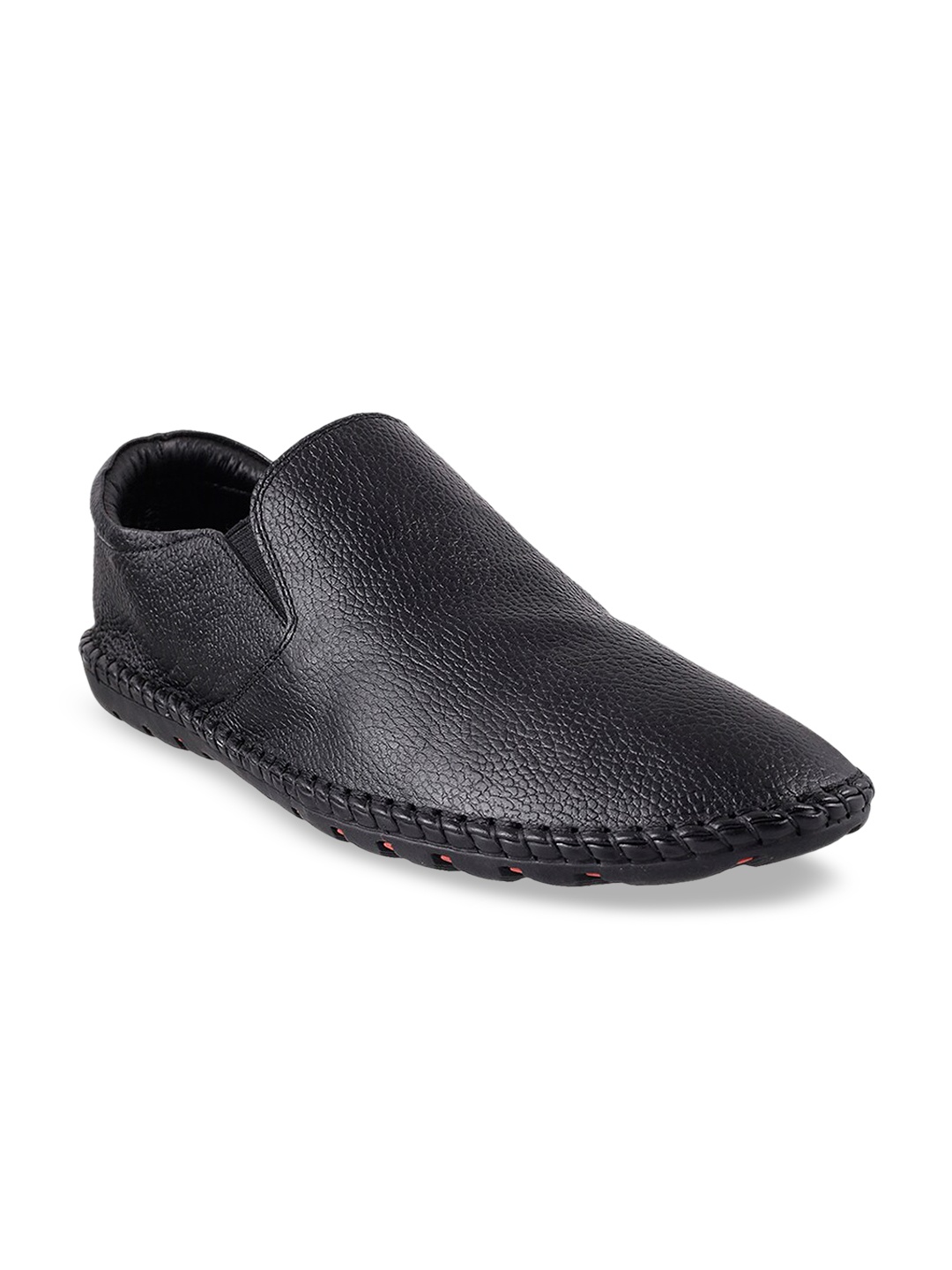 

Mochi Men Black Textured Leather Formal Slip-Ons