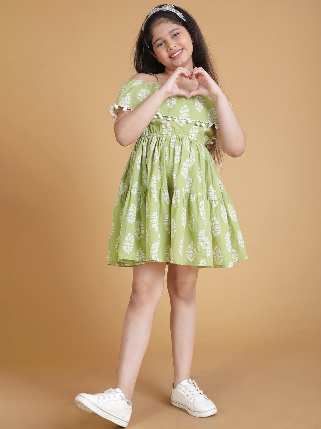 

titliyan Girls Green Floral Print Off-Shoulder Dress With Pom Pom