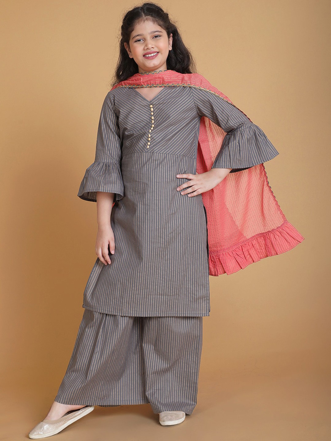 

titliyan Girls Grey Striped Pleated Pure Cotton Kurti with Sharara