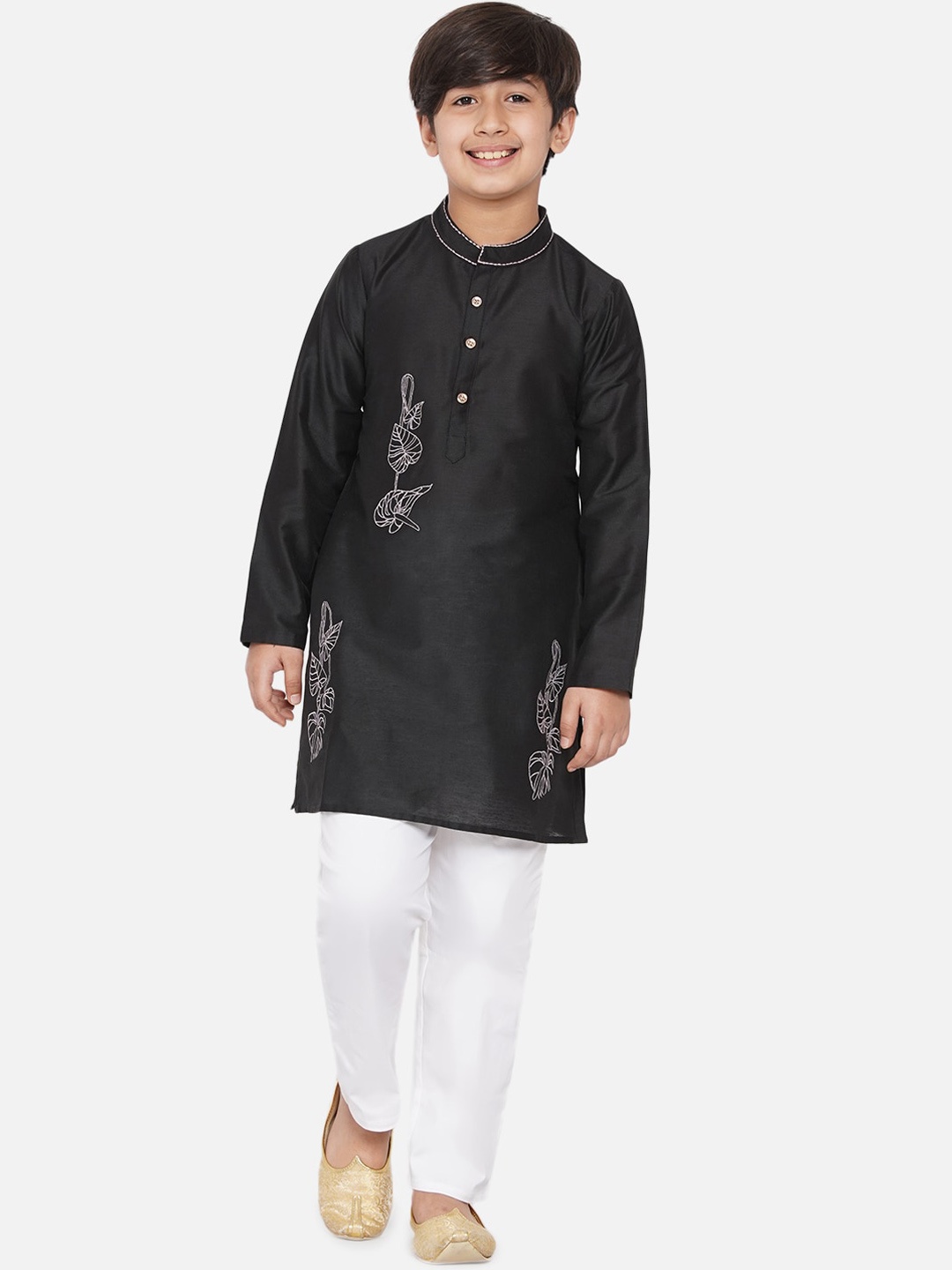 

titliyan Boys Black Embroidered Thread Work Straight Kurta