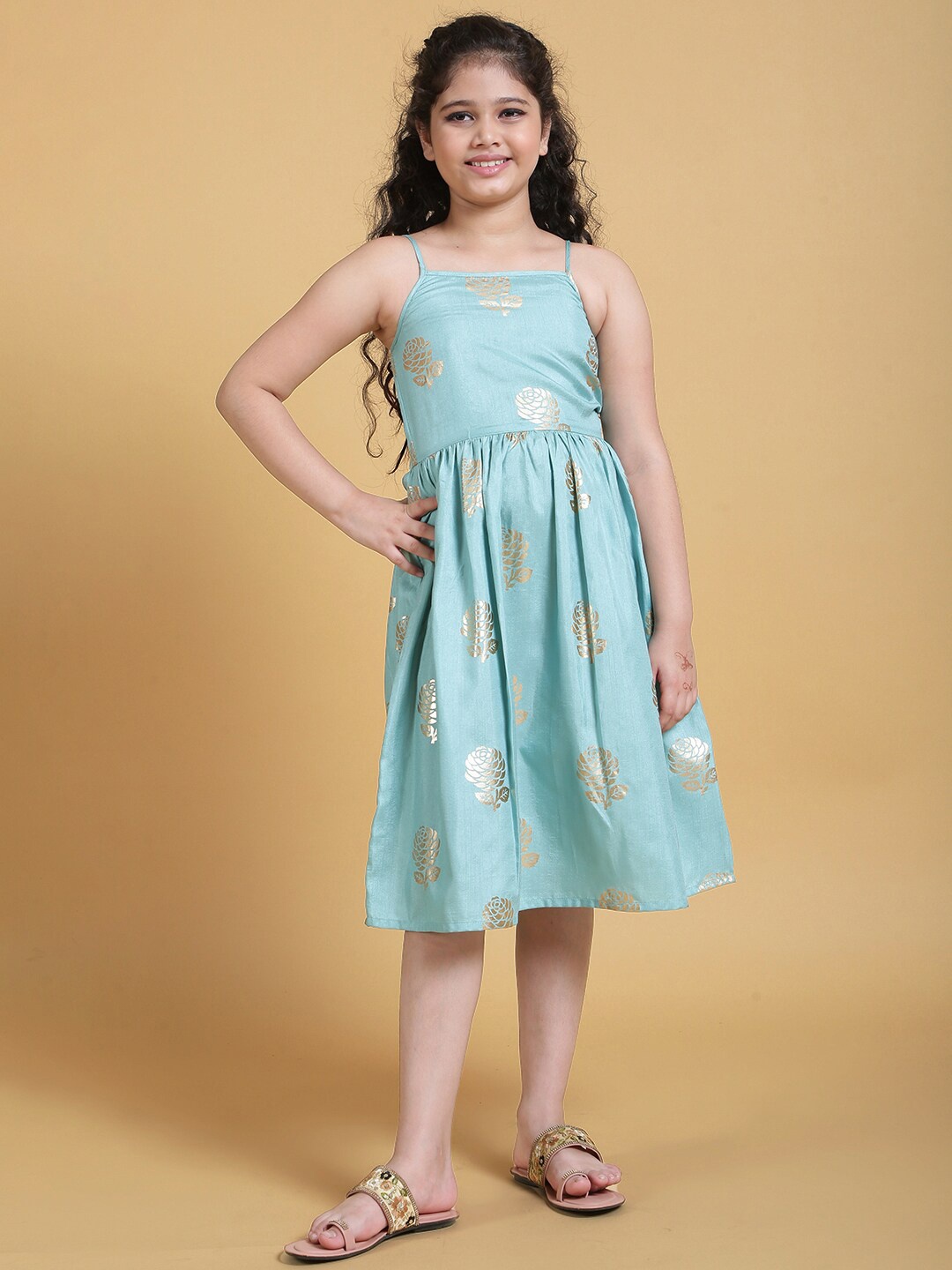 

titliyan Blue Floral Midi Dress