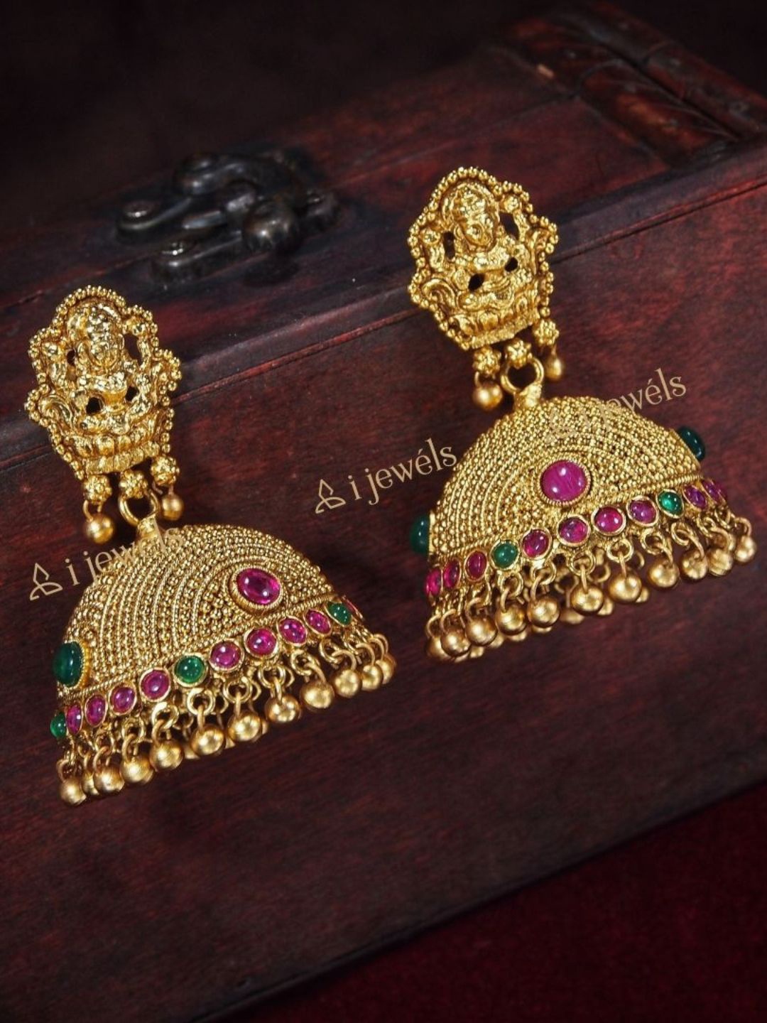 

I Jewels Gold-Toned & Magenta Gold-Plated Dome Shaped Classic Jhumkas Earrings