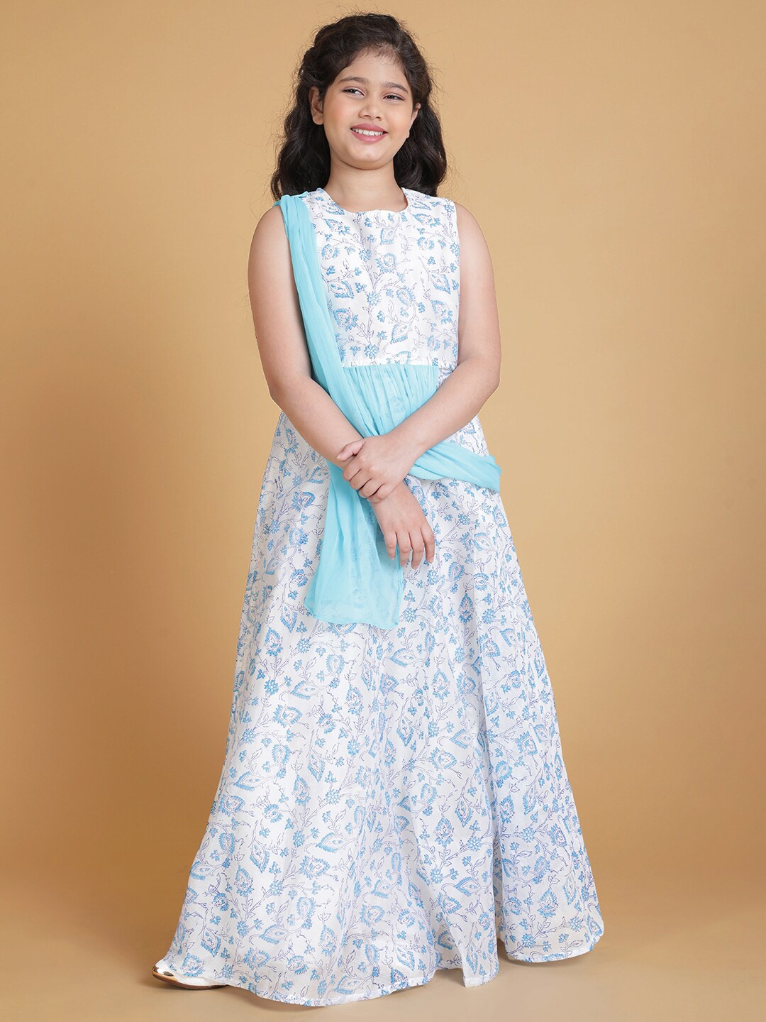 

titliyan Girls Blue & White Printed Ready to Wear Lehenga & Blouse With Dupatta