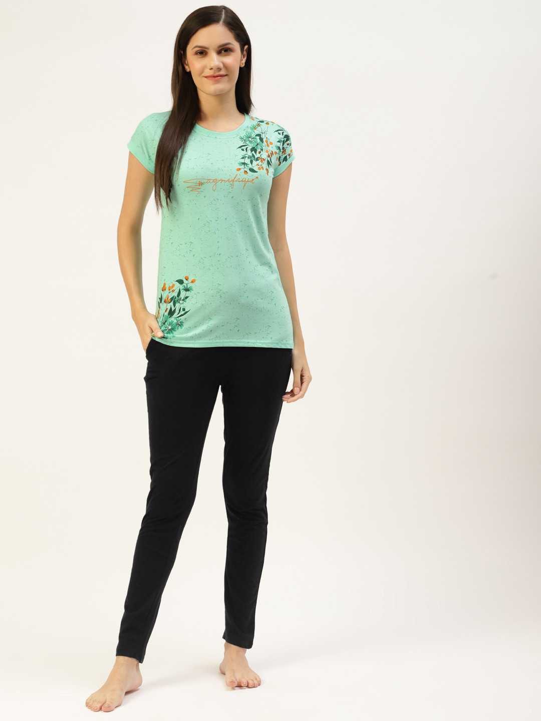 

BROOWL Women Turquoise Blue & Black Printed Pure Cotton Night suit
