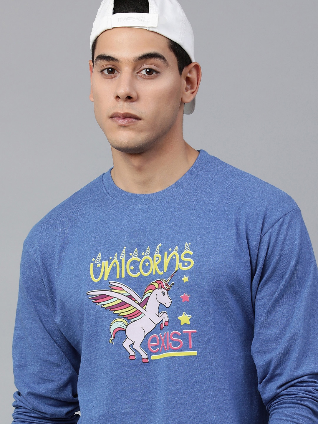 

Jolie robe Men Blue & Pink Typography Printed Pure Cotton T-shirt