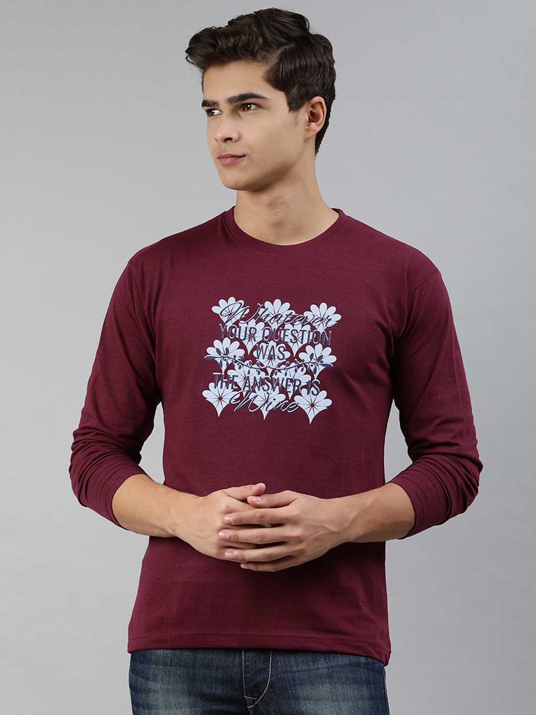 

Jolie robe Men Maroon & Blue Printed Pure Cotton T-shirt