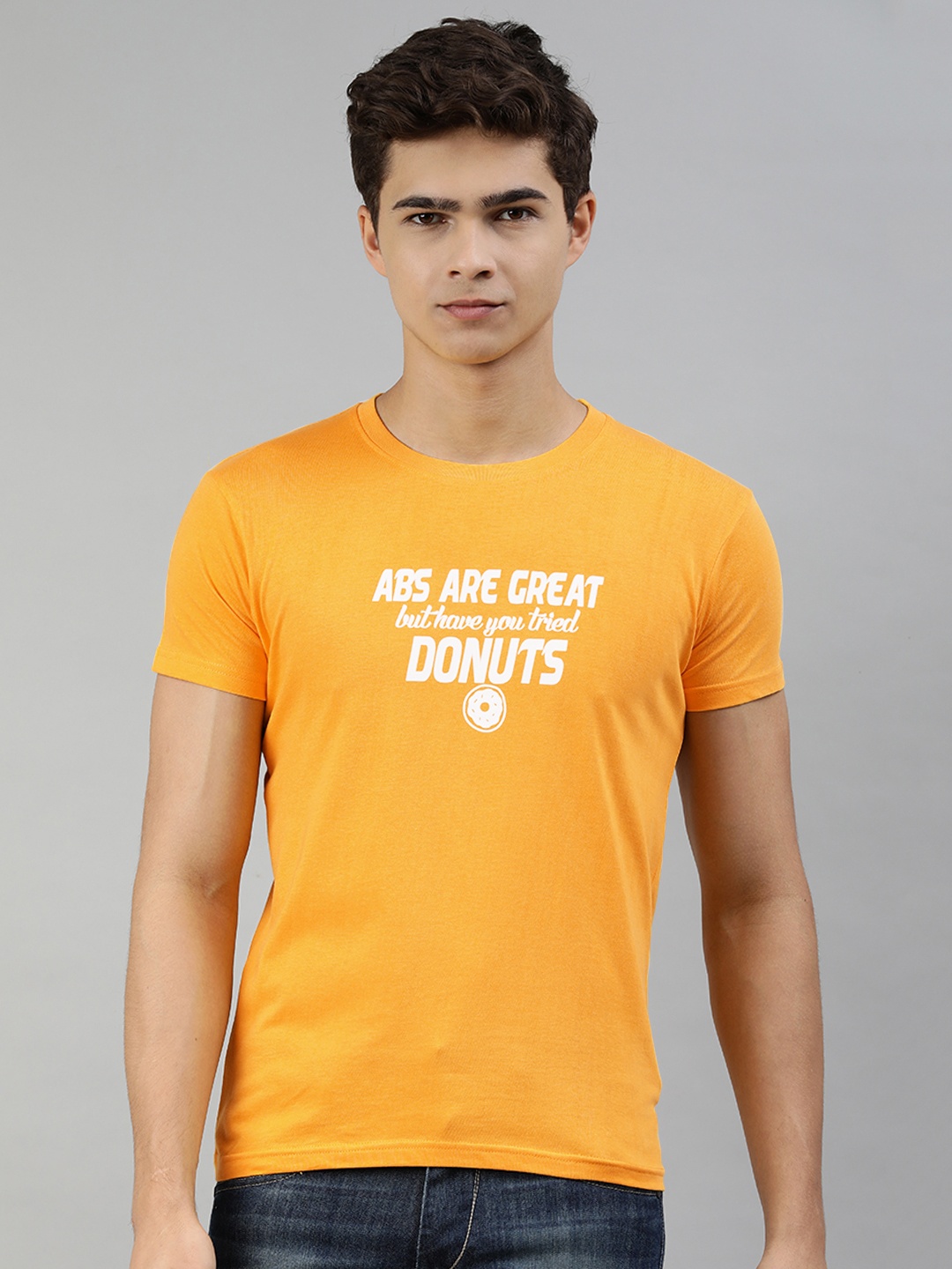 

Jolie robe Men Mustard Yellow & Yellow Typography Printed Pure Cotton T-shirt