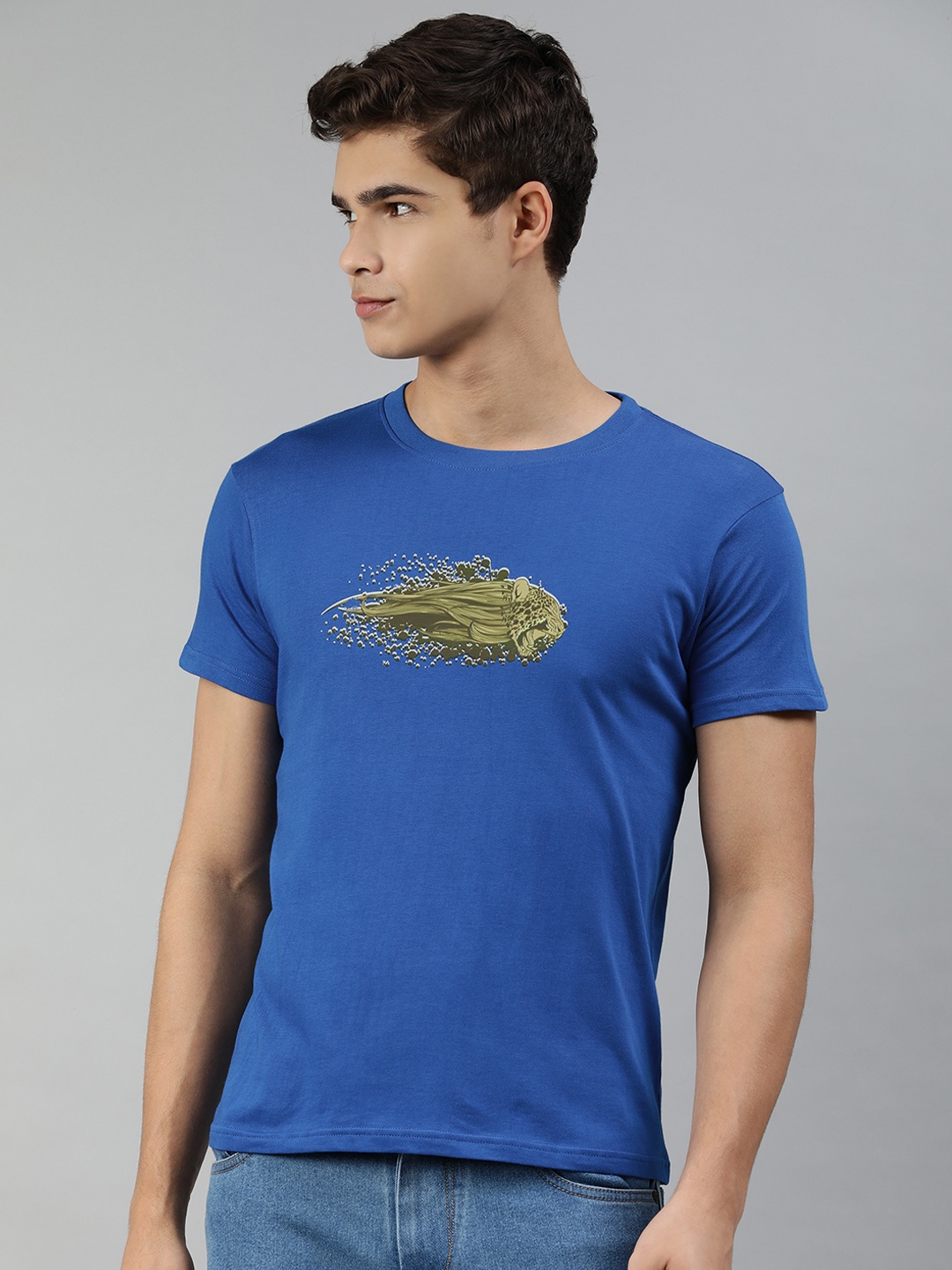 

Jolie robe Men Blue & Olive Green Graphic Print Cotton T-shirt