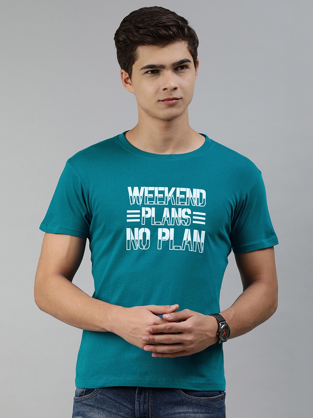 

Jolie robe Men Blue & White Typography Printed T-shirt
