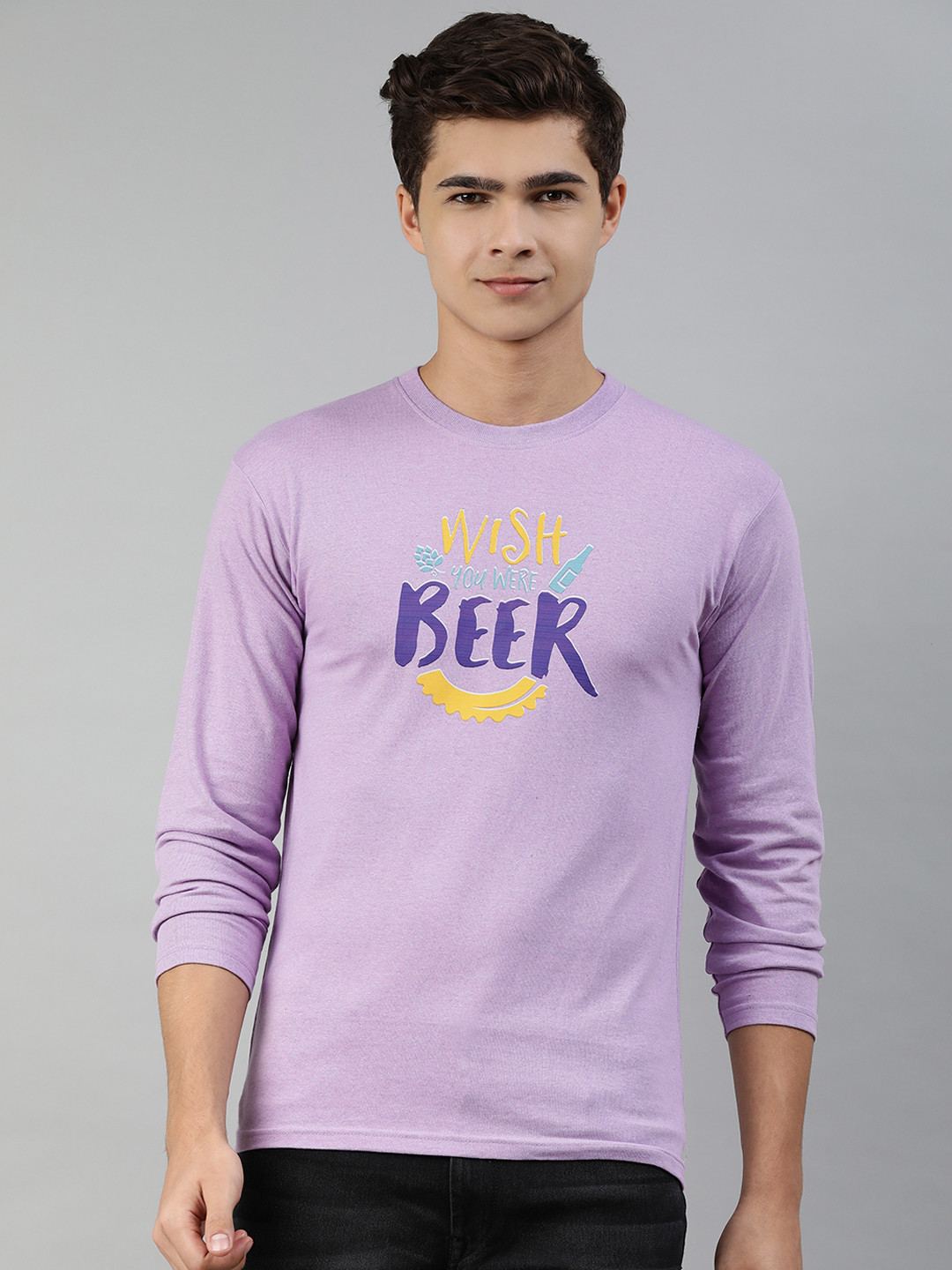

Jolie robe Men Lavender & Yellow Typography Printed Cotton T-shirt