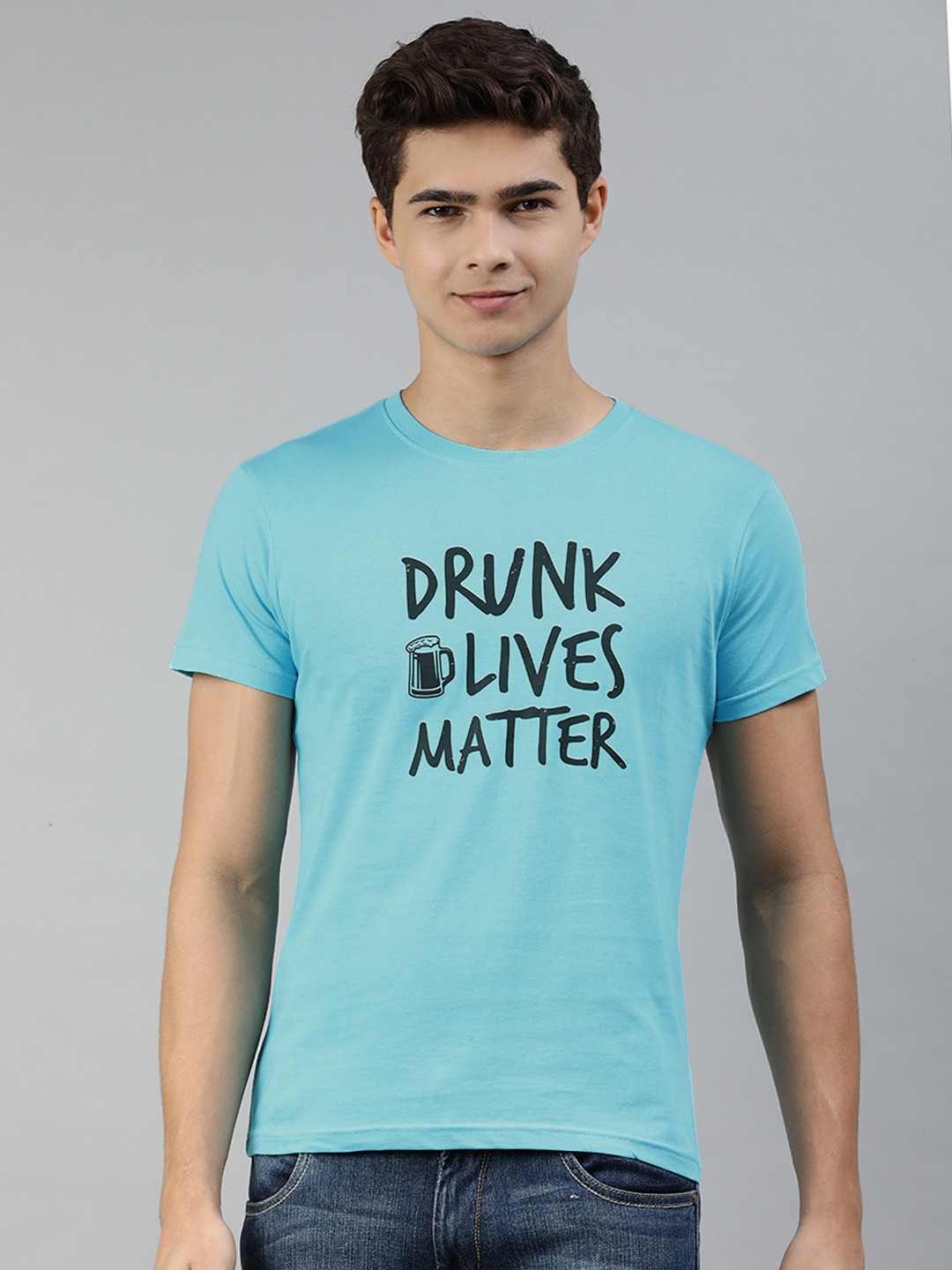 

Jolie robe Men Blue & Black Typography Printed T-shirt