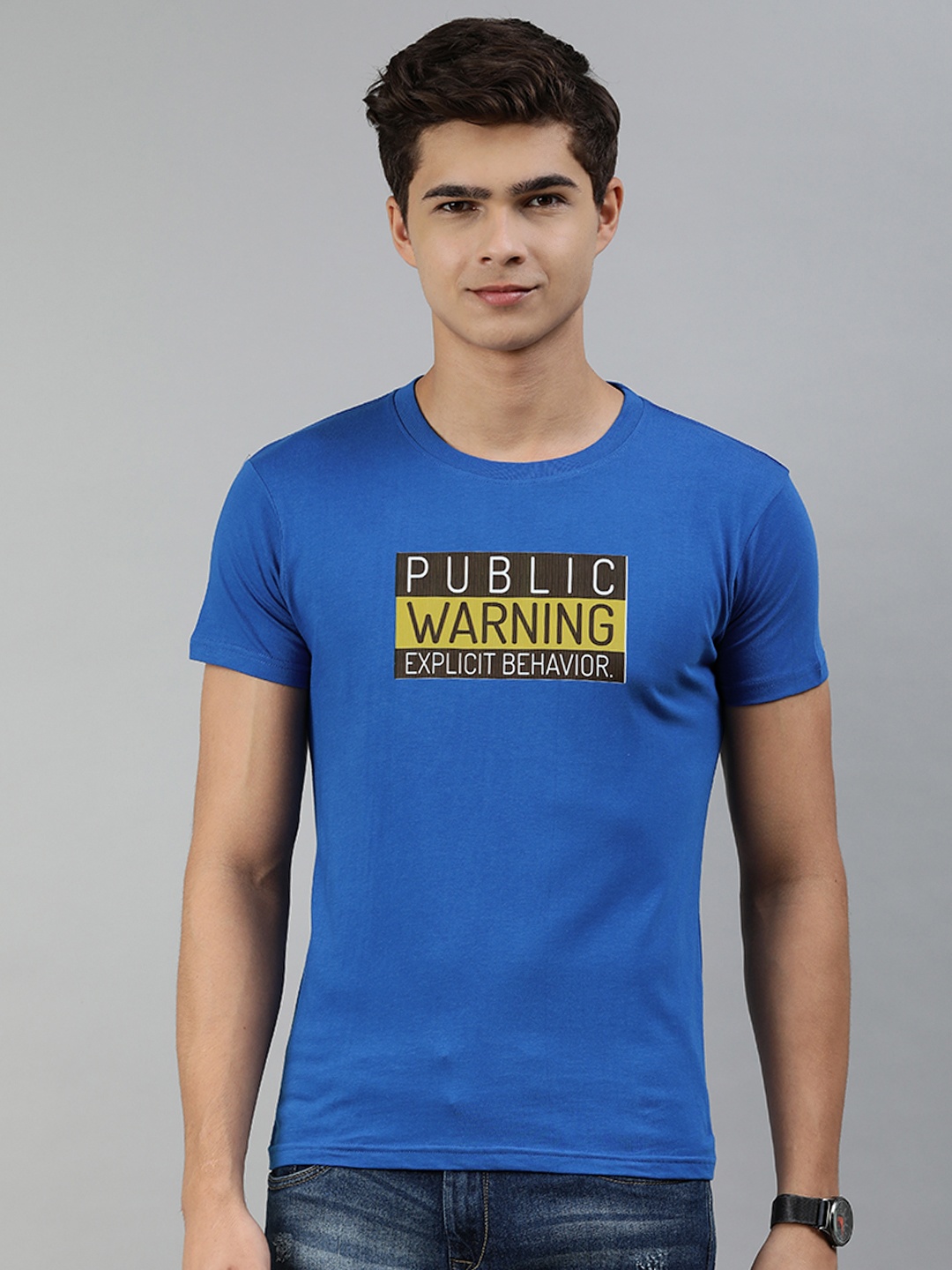 

Jolie robe Men Blue Typography Printed T-shirt
